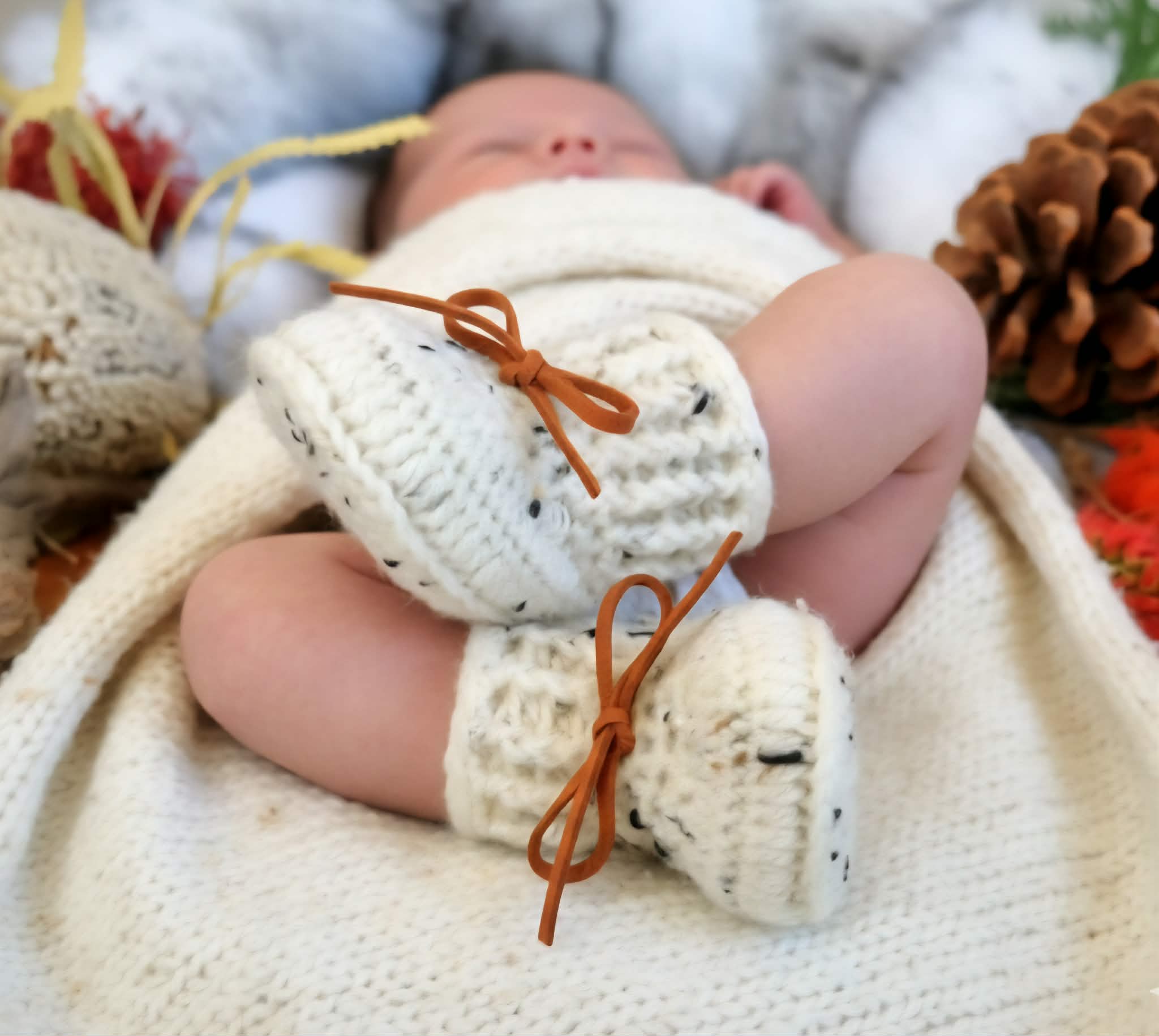 Baby Booties | Oatmeal | Newborn | Crochet | Knit | Shoes | Socks