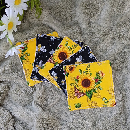 Sunflower & Bee Design Reusable Makeup Wipes - 5 pieces