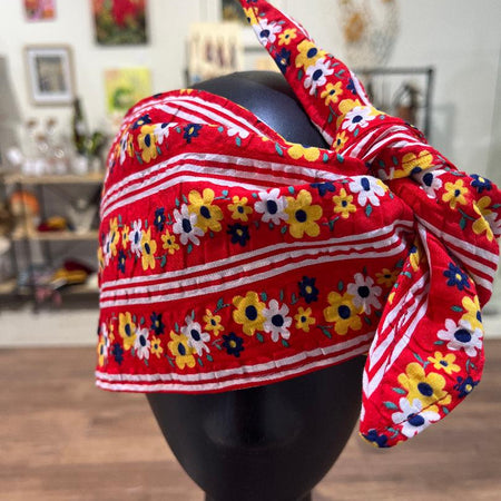 gorgeous red daisy seersucker vintage fabric head wrap - violetclothing - free postage