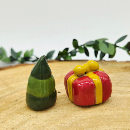 2 x tiny Christmas Ceramics - Present and Christmas Tree