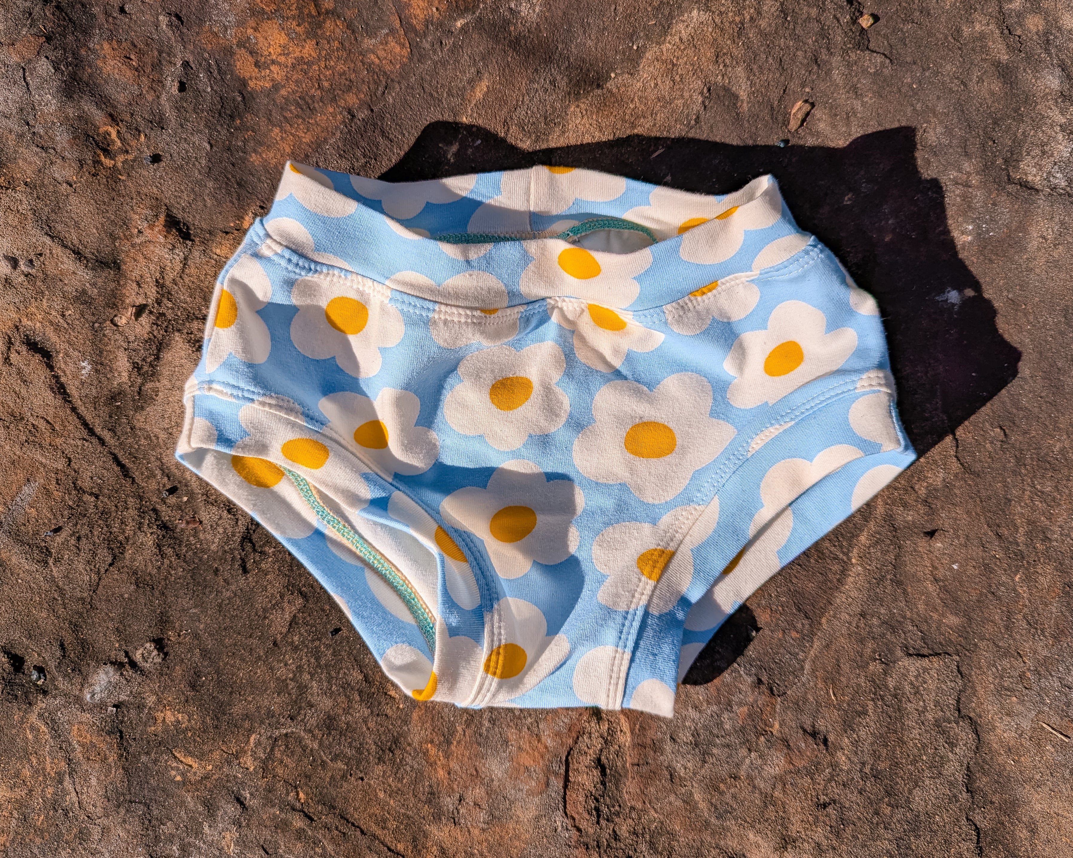 Daisy fried eggs organic underpants for kids sizes 1 to 12