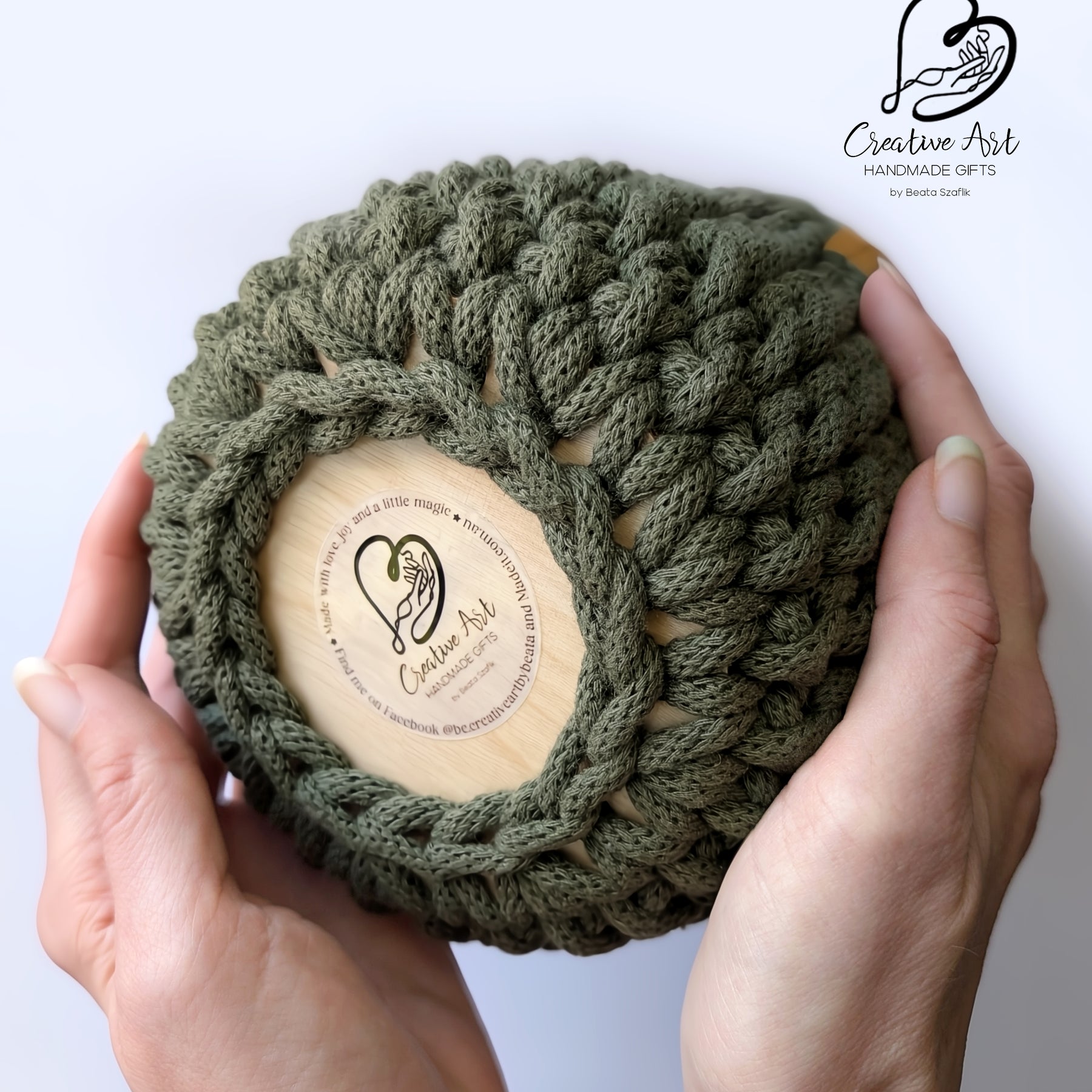 Crochet Vase on wooden base