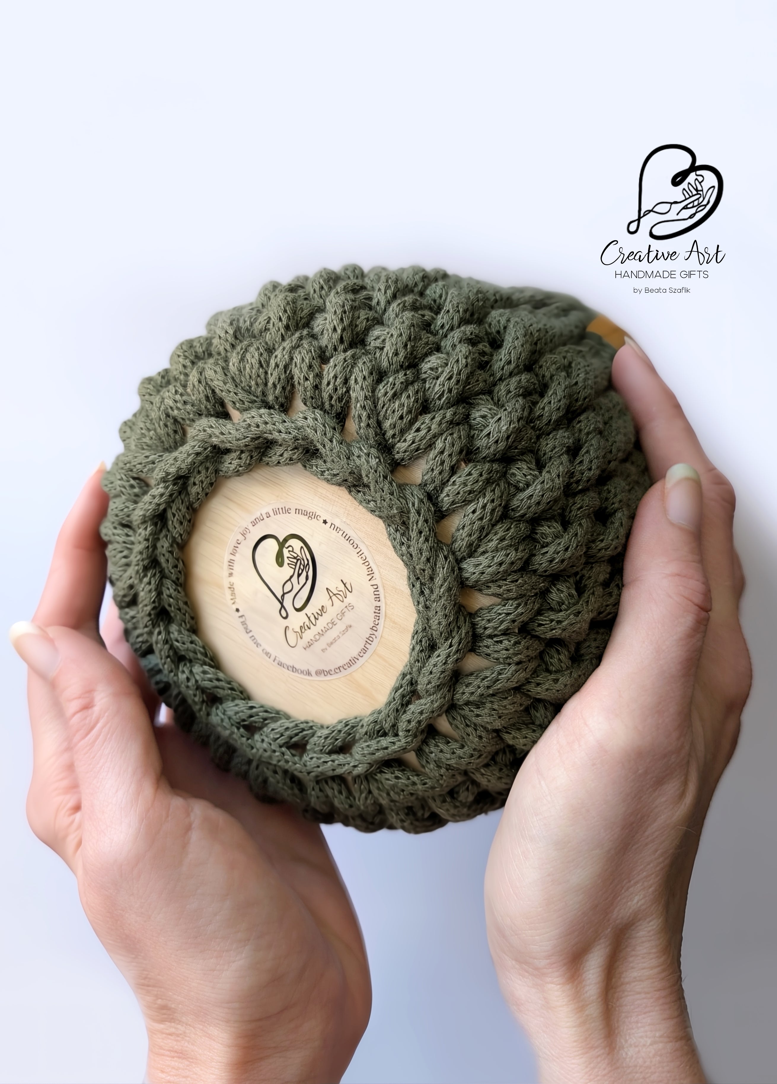 Crochet Vase on wooden base