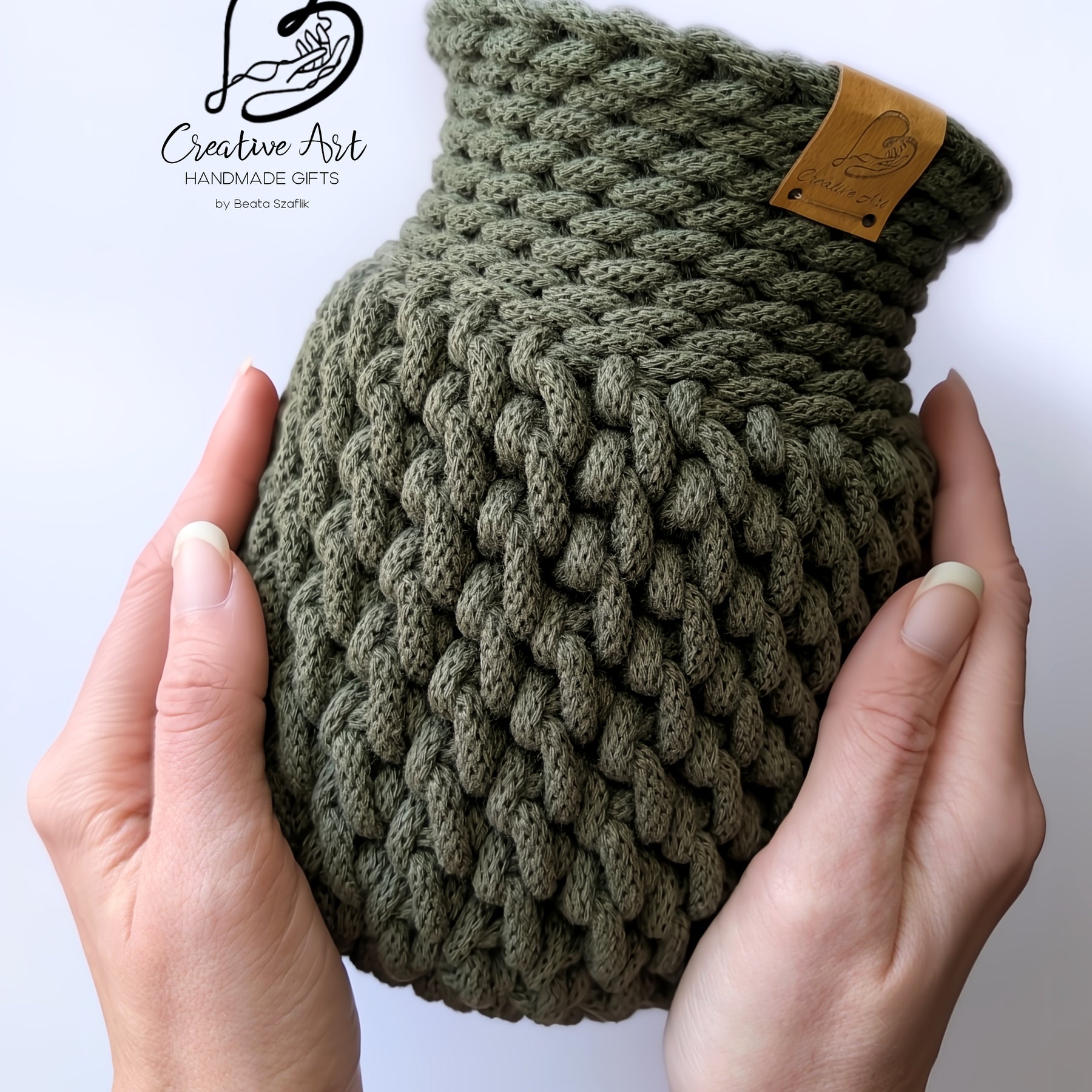 Crochet Vase on wooden base
