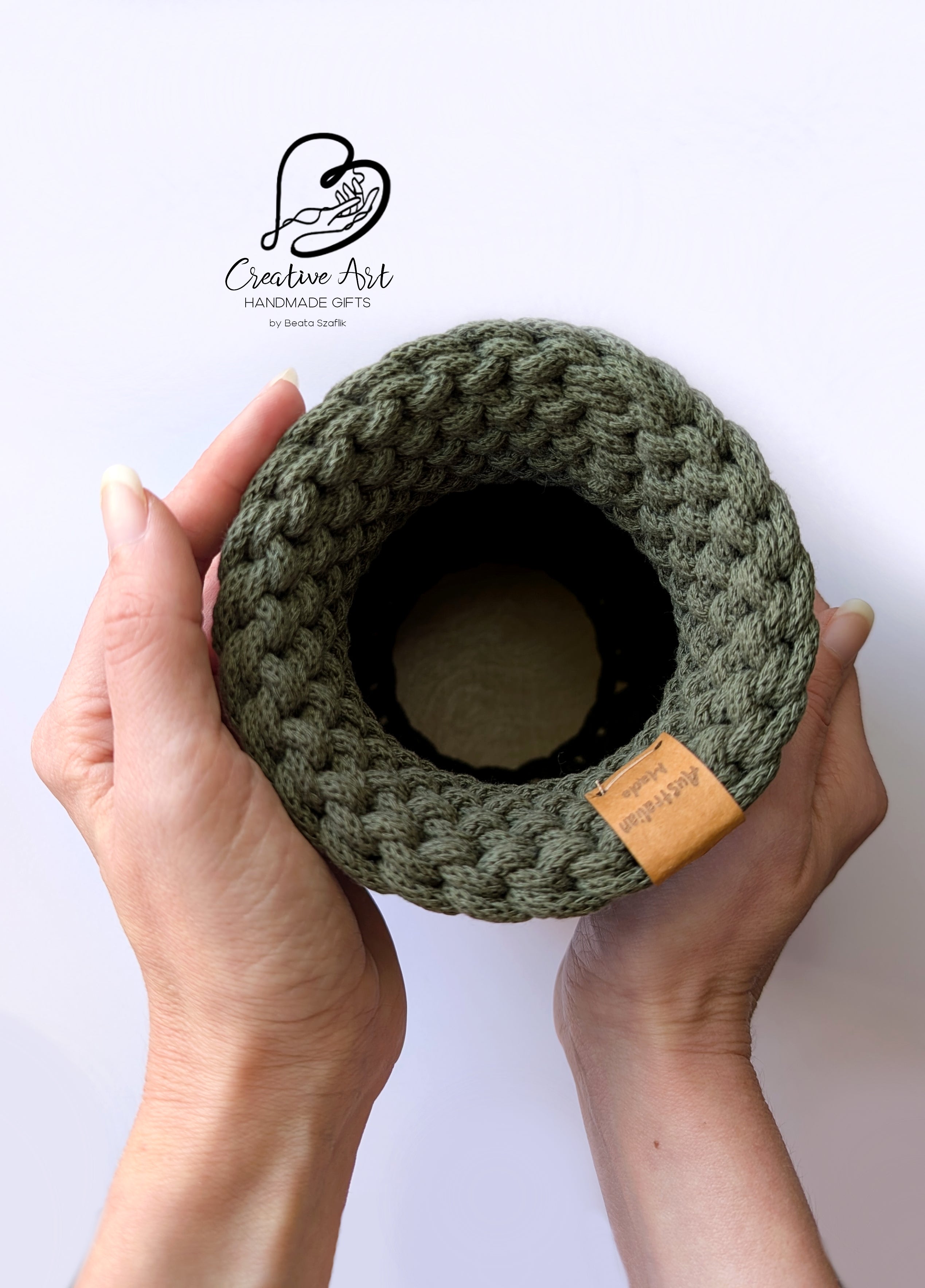 Crochet Vase on wooden base