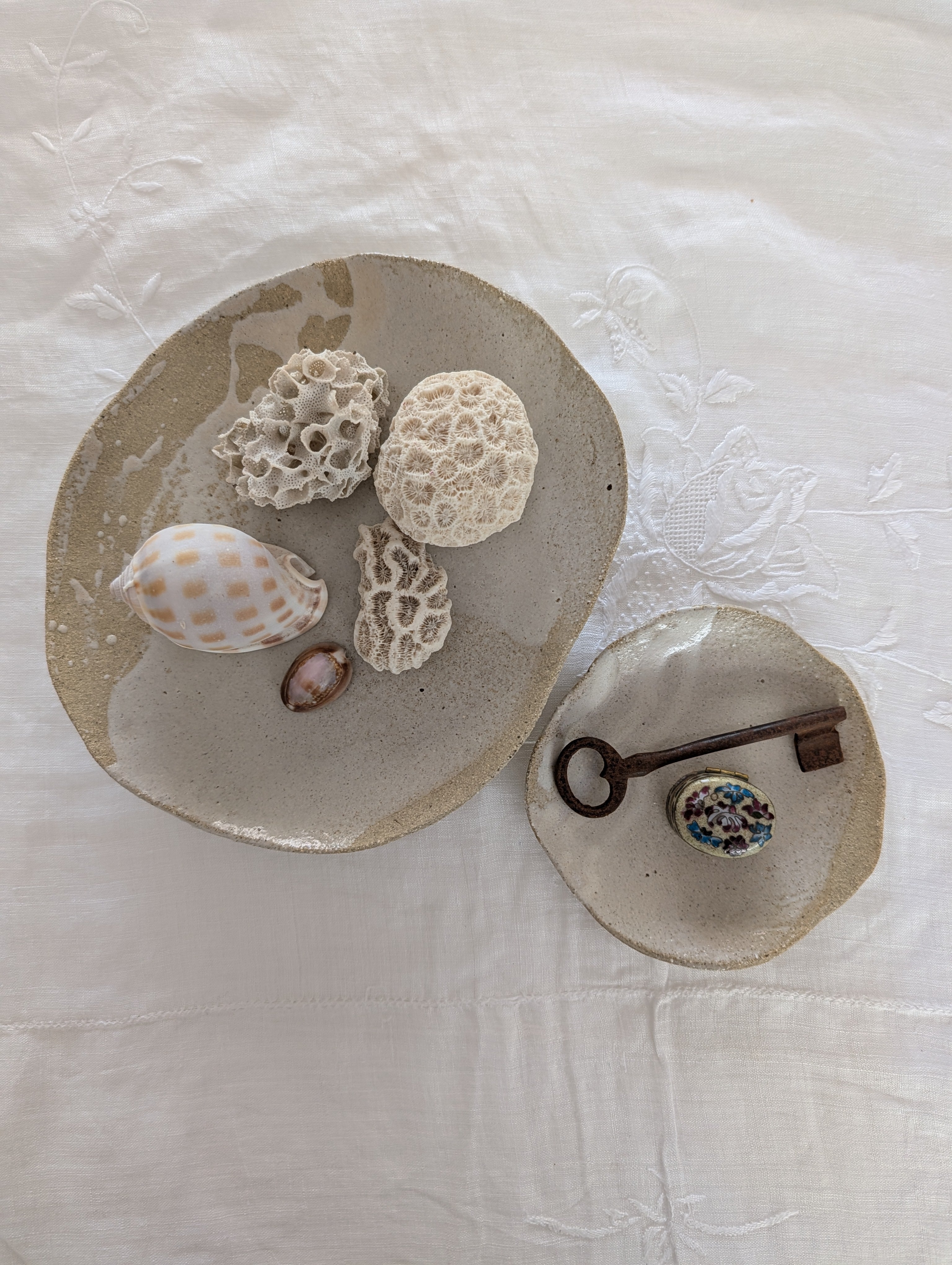 Standing Ceramic Bowl Set - 'grounded yet lifted'