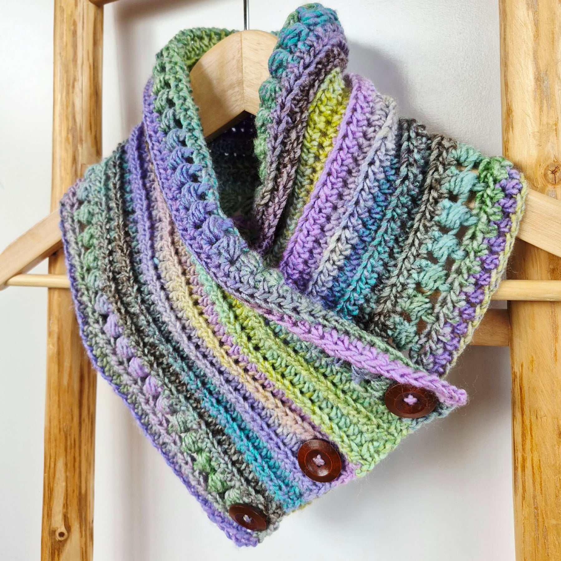 Ladies Neck warmer | Cowl | Scarf | Multi Coloured | Adult | Vintage | Crochet | Buttoned