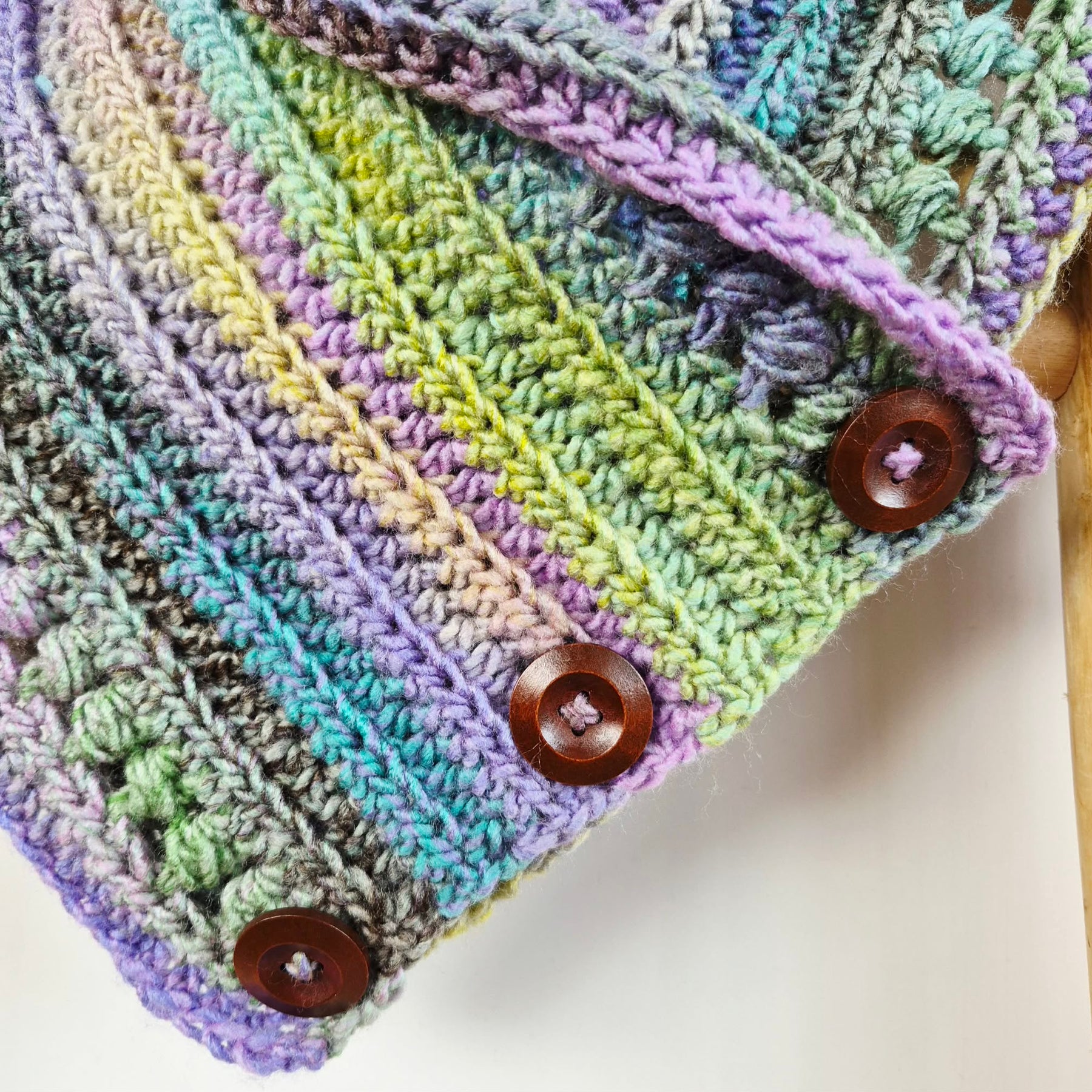 Ladies Neck warmer | Cowl | Scarf | Multi Coloured | Adult | Vintage | Crochet | Buttoned