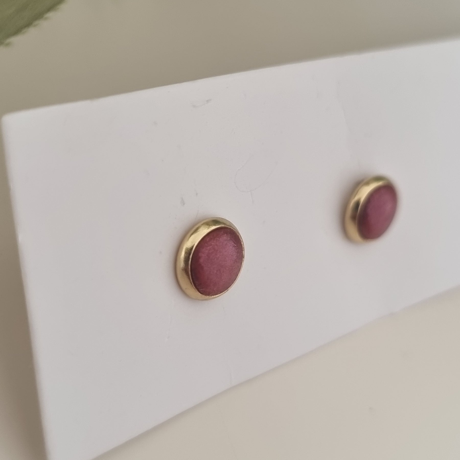 Metalic Blush Studs