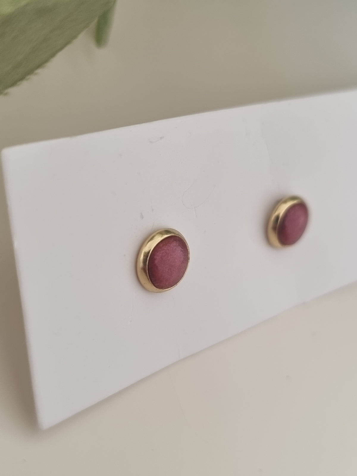 Metalic Blush Studs