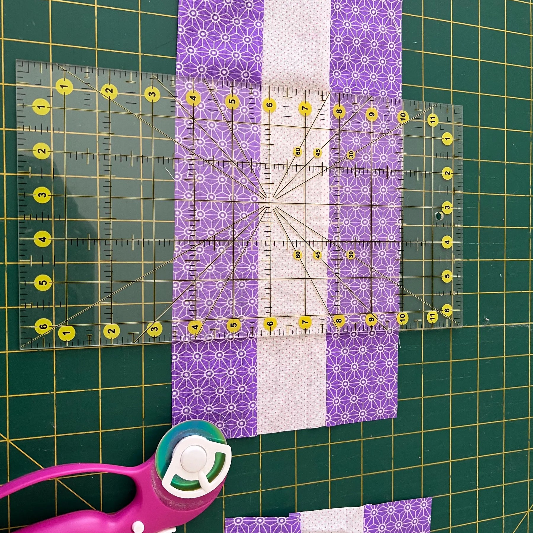 Easy Patchwork Baby Boy Baby Girl Quilt Pattern: Reversible 41" DIY (PDF)