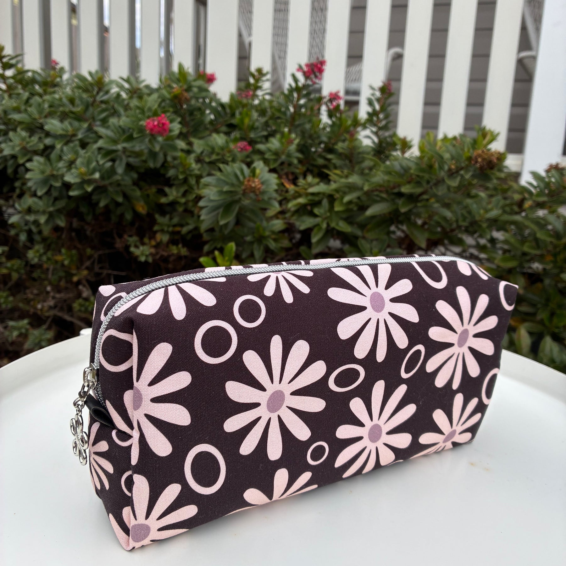 Bilby Pouch - Black Funky Daisies lined with Leaves (Anzela Simcock)