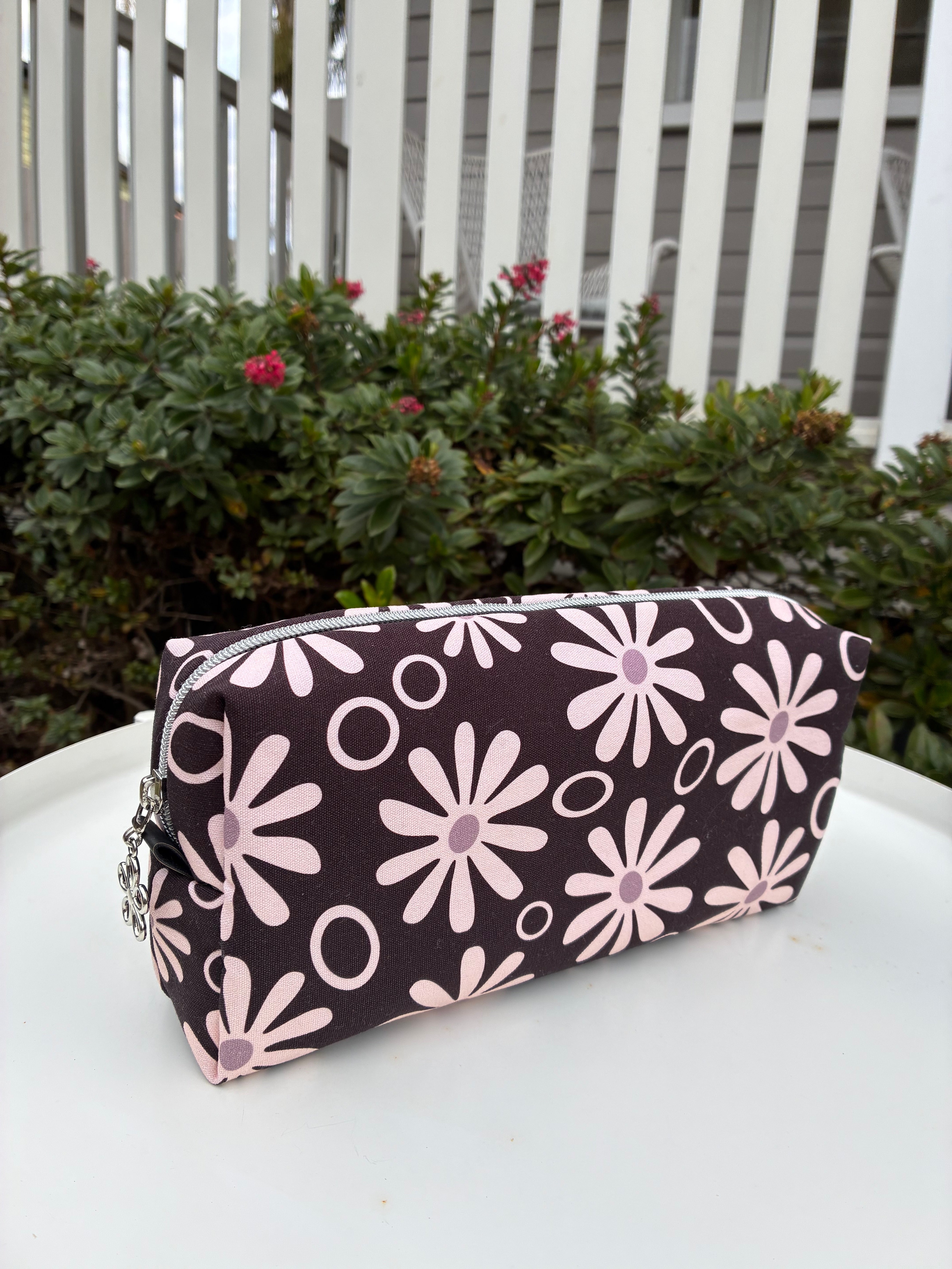 Bilby Pouch - Black Funky Daisies lined with Leaves (Anzela Simcock)