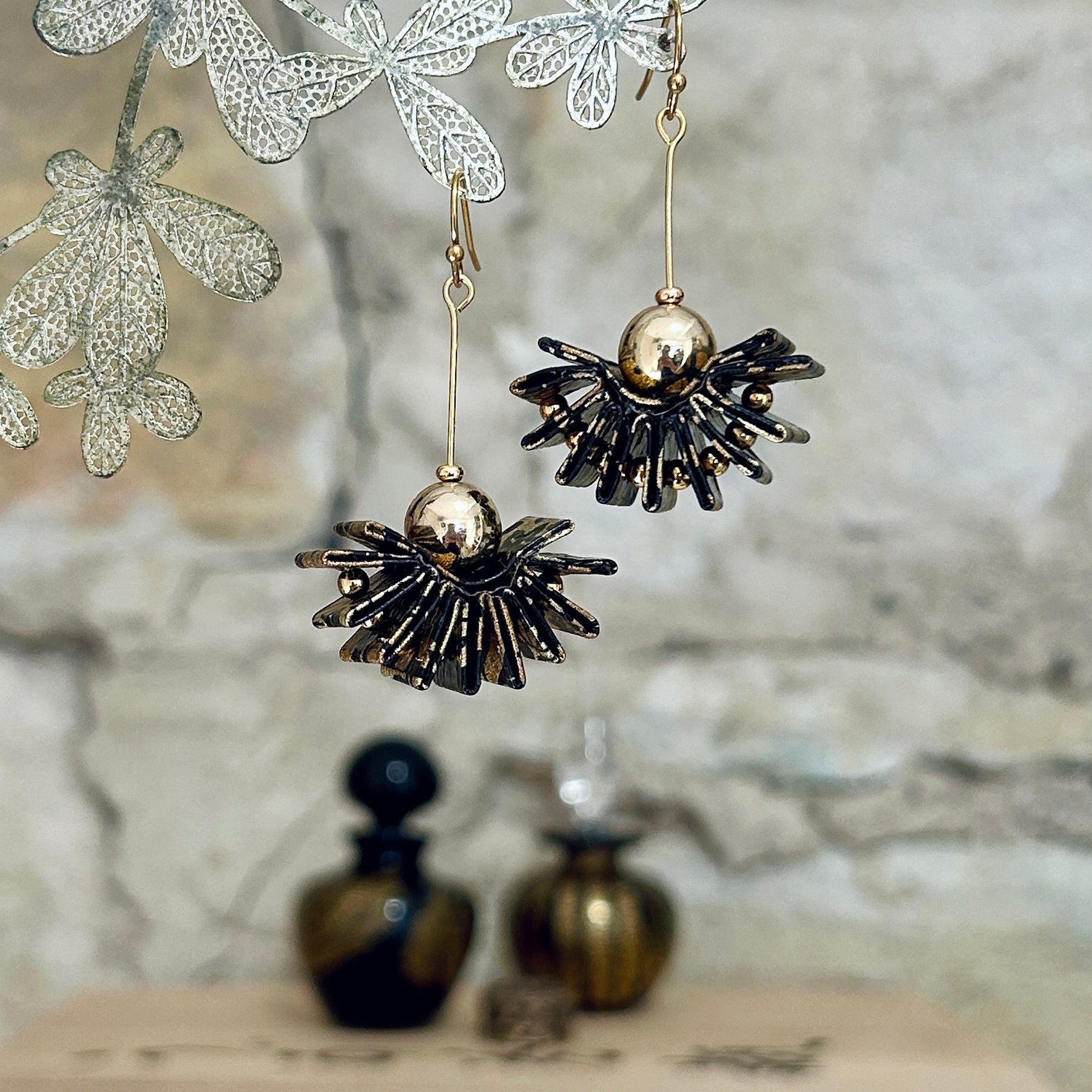 Earrings Fan Shape Black Gold Japanese Paper: EB-112