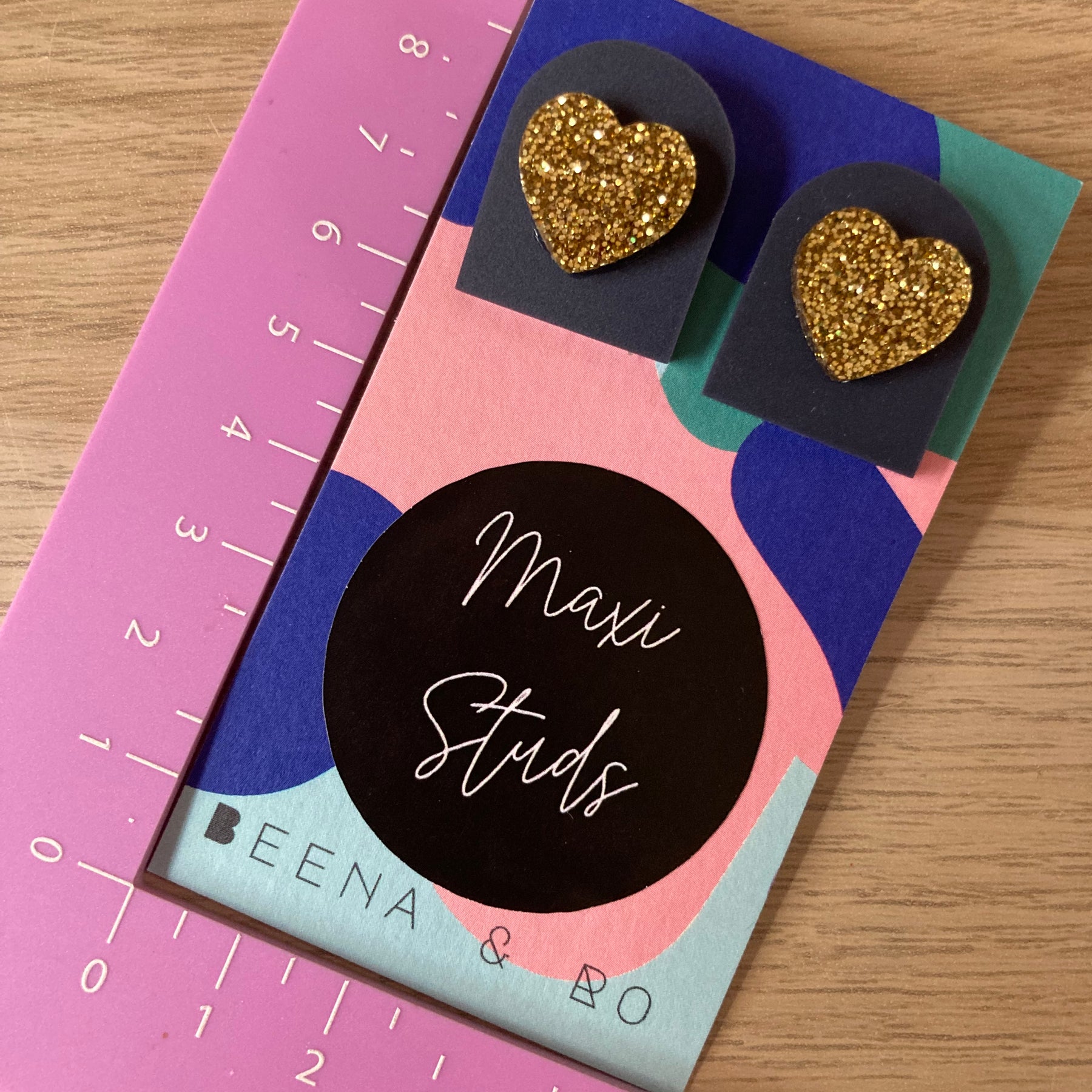 Hearts on arch maxi studs