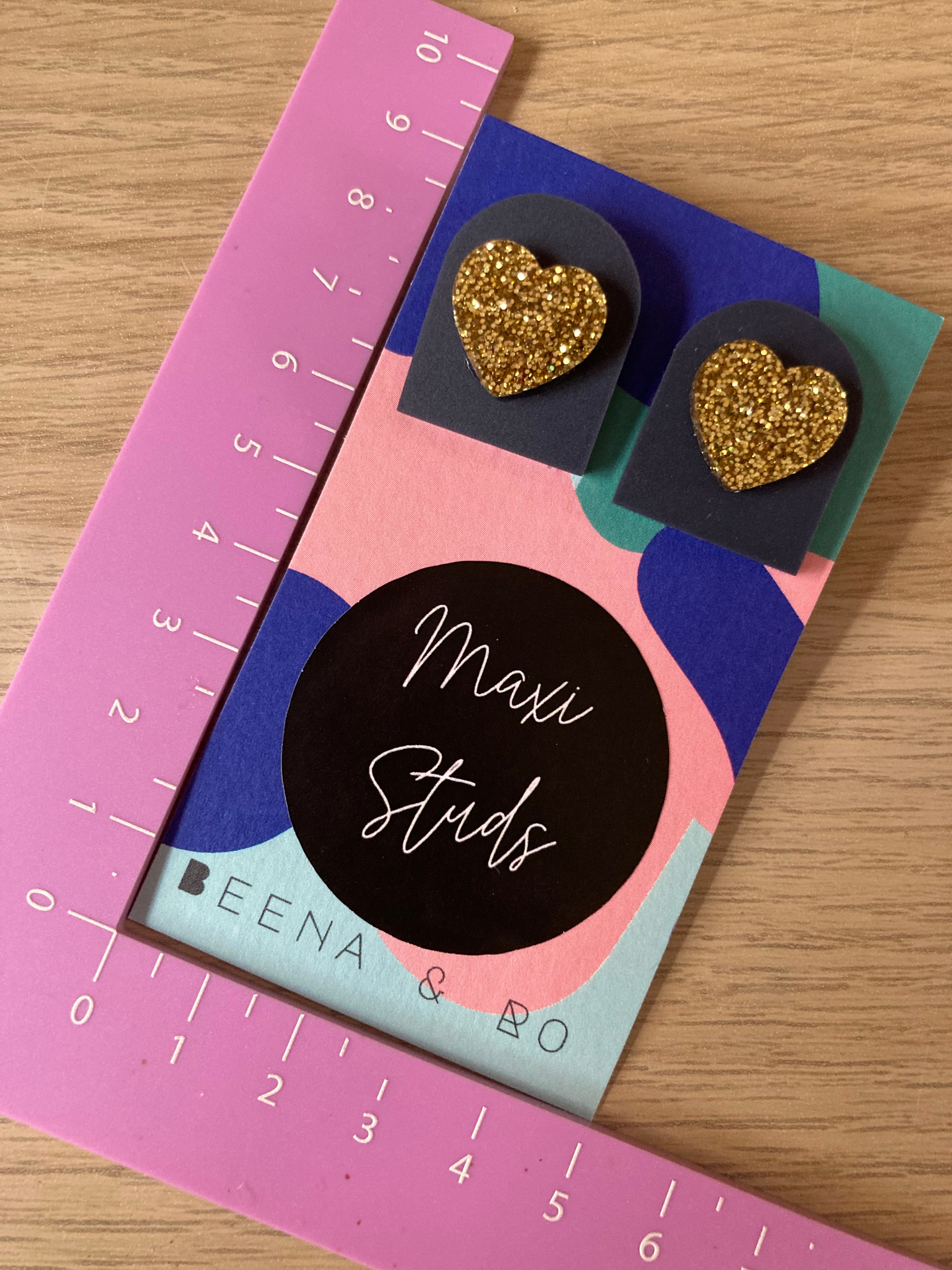Hearts on arch maxi studs
