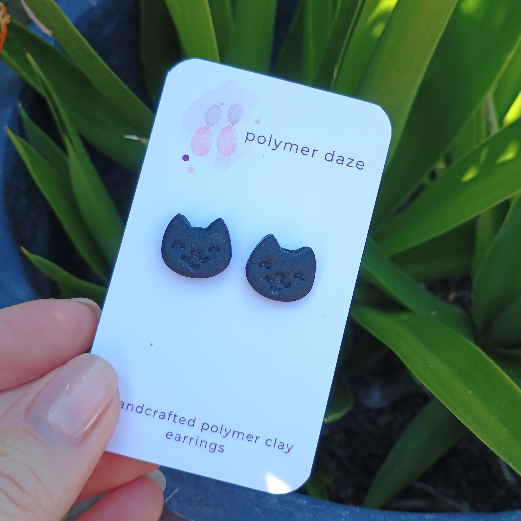 Happy cat stud earrings