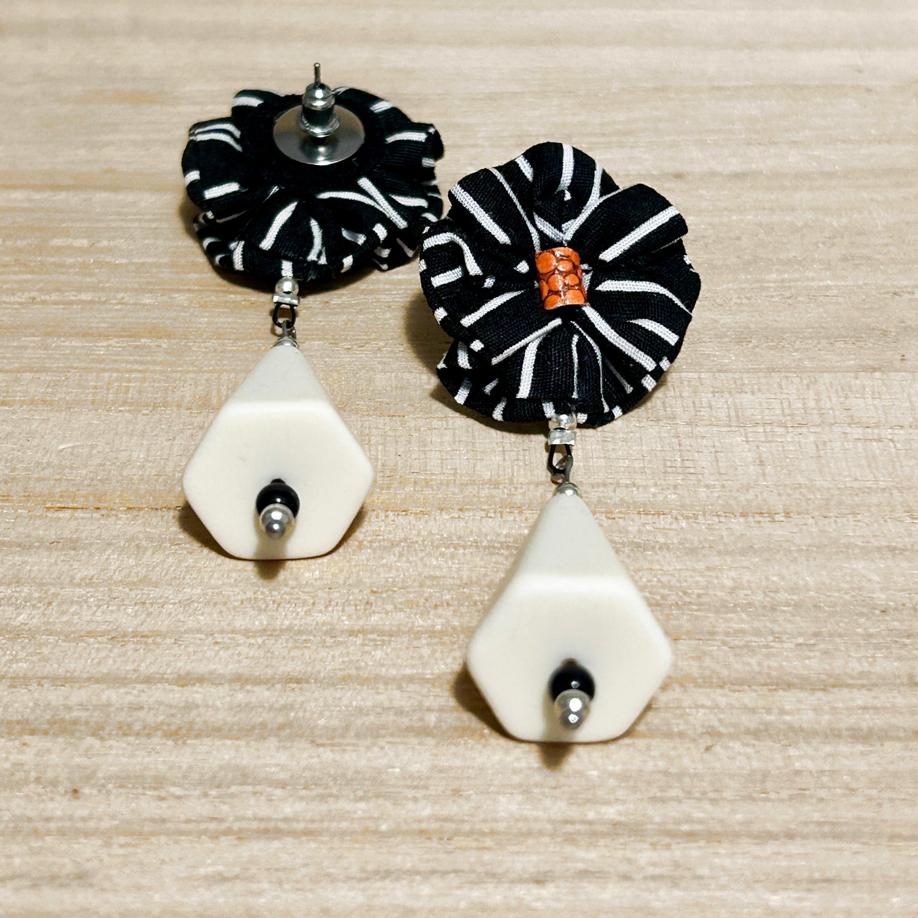 Earrings Black White Textile & Vintage Beads - EBW-113