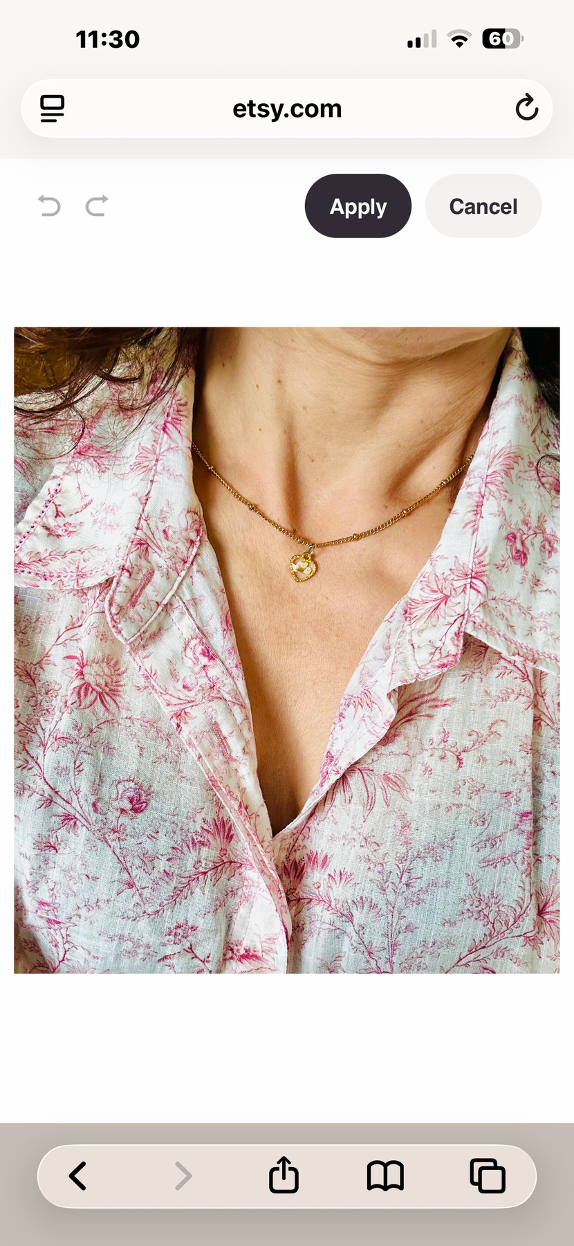 Gold plated resin necklace with white wildflower