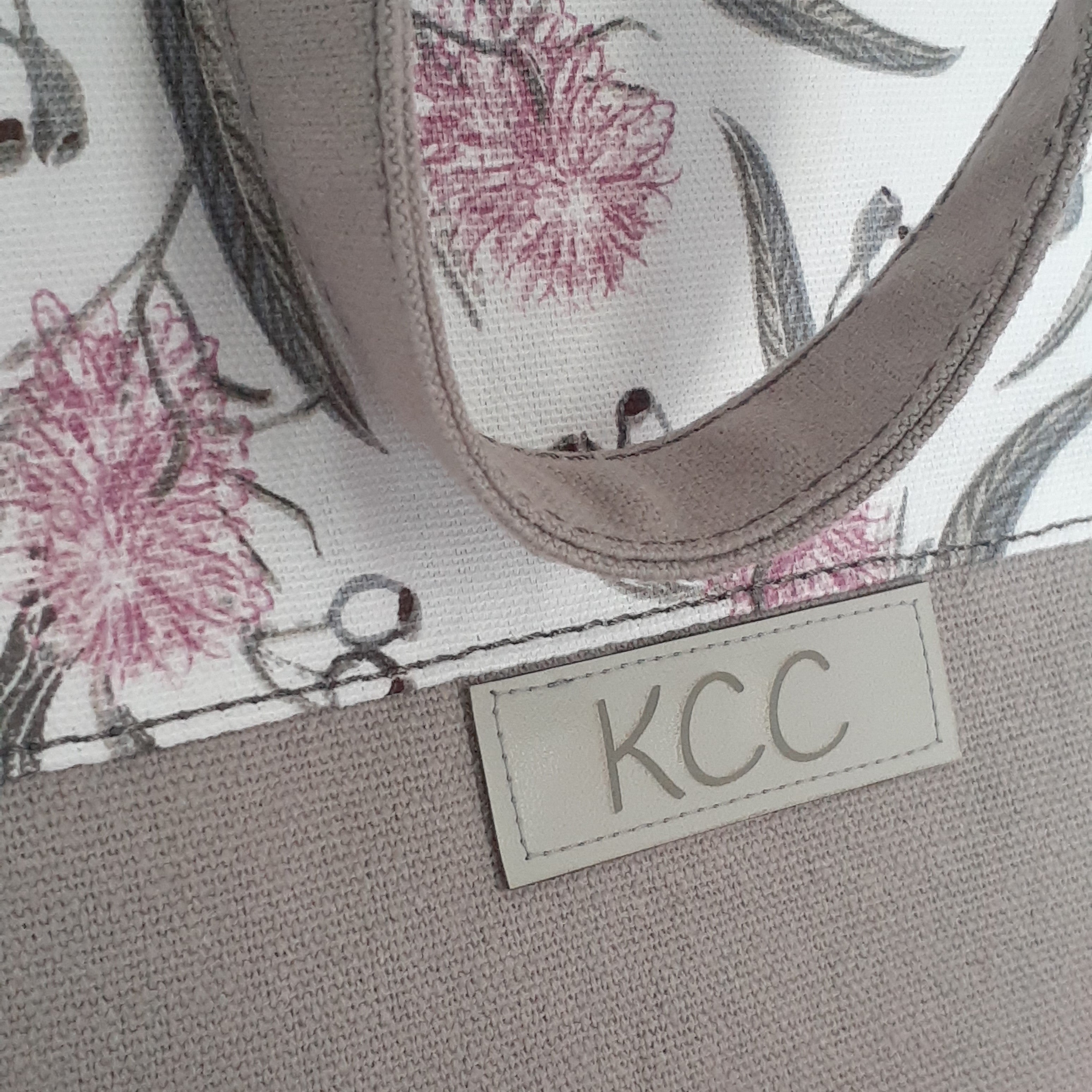 Pink & Grey Blossoms – Medium Sized Tote Bag