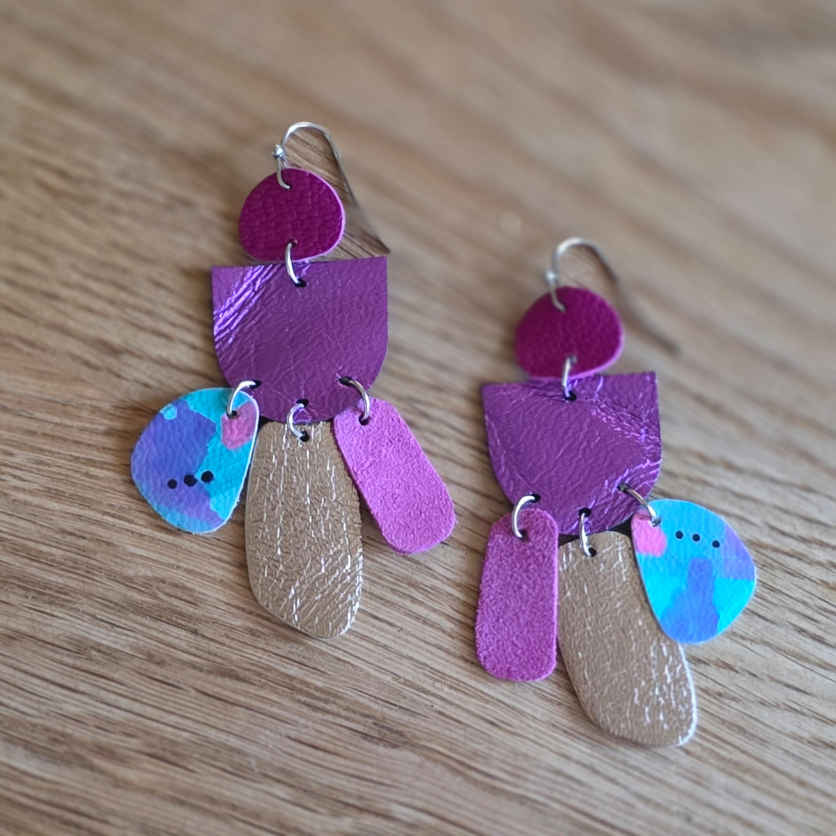 Audace Musa Leather Earrings – Mystic