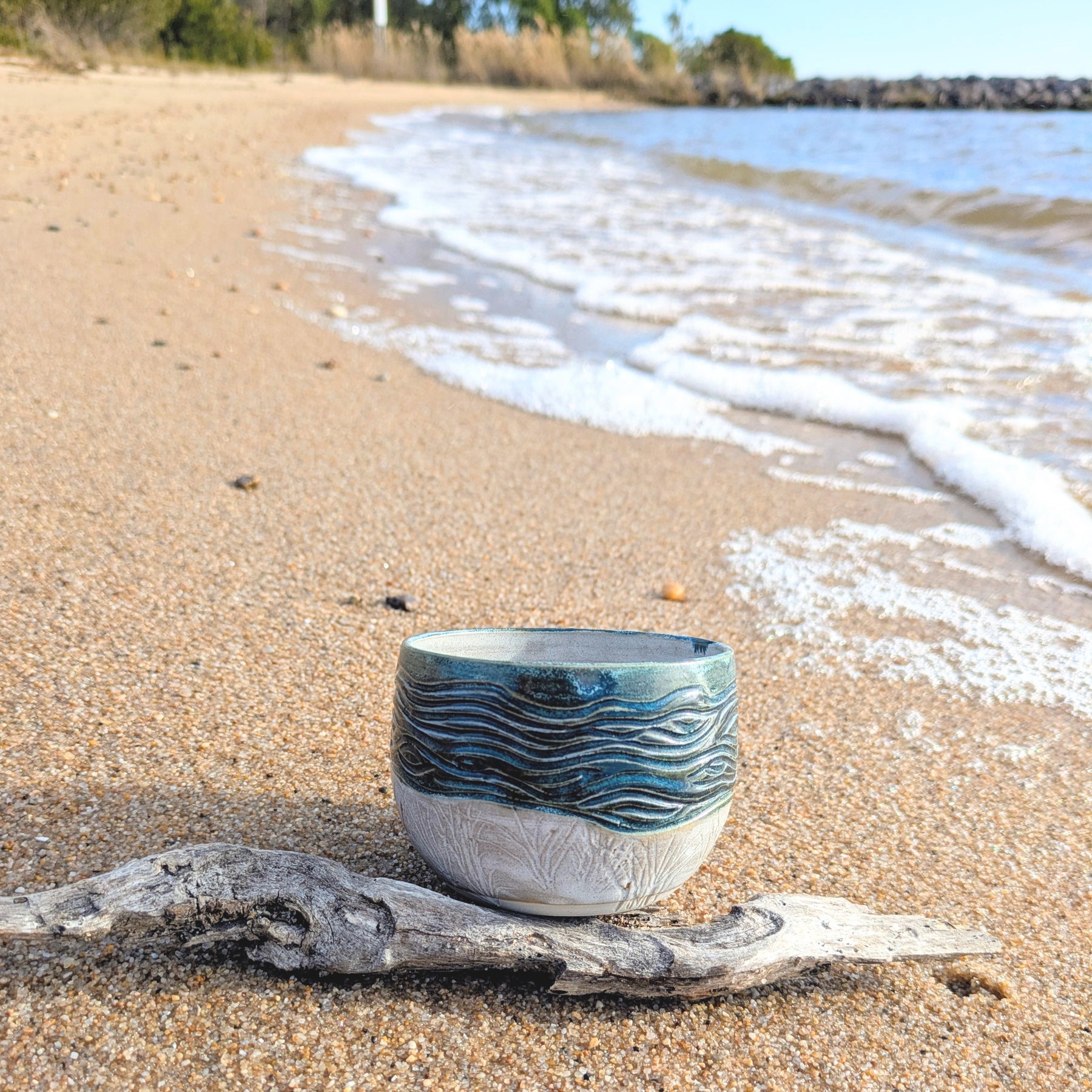 Sand and Waves cup