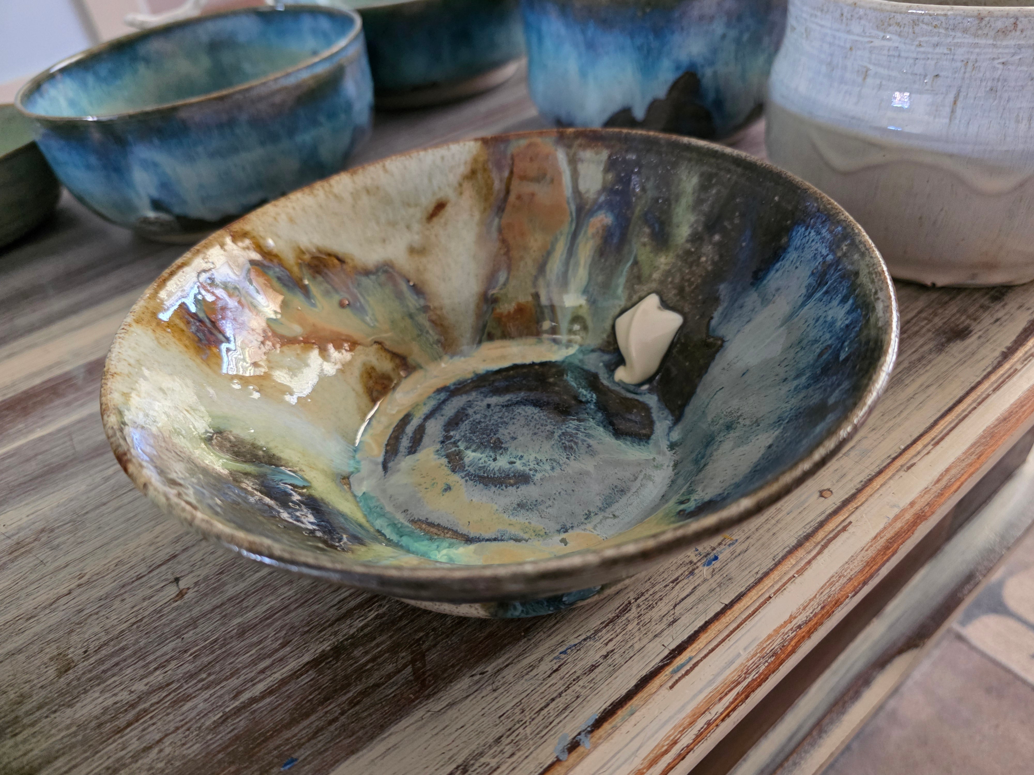 Handmade Rustic Ceramic Bowl – Stingray Deep Sea Bowl