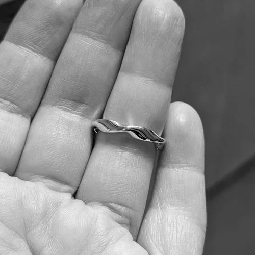 twisted ring highly polished - size R