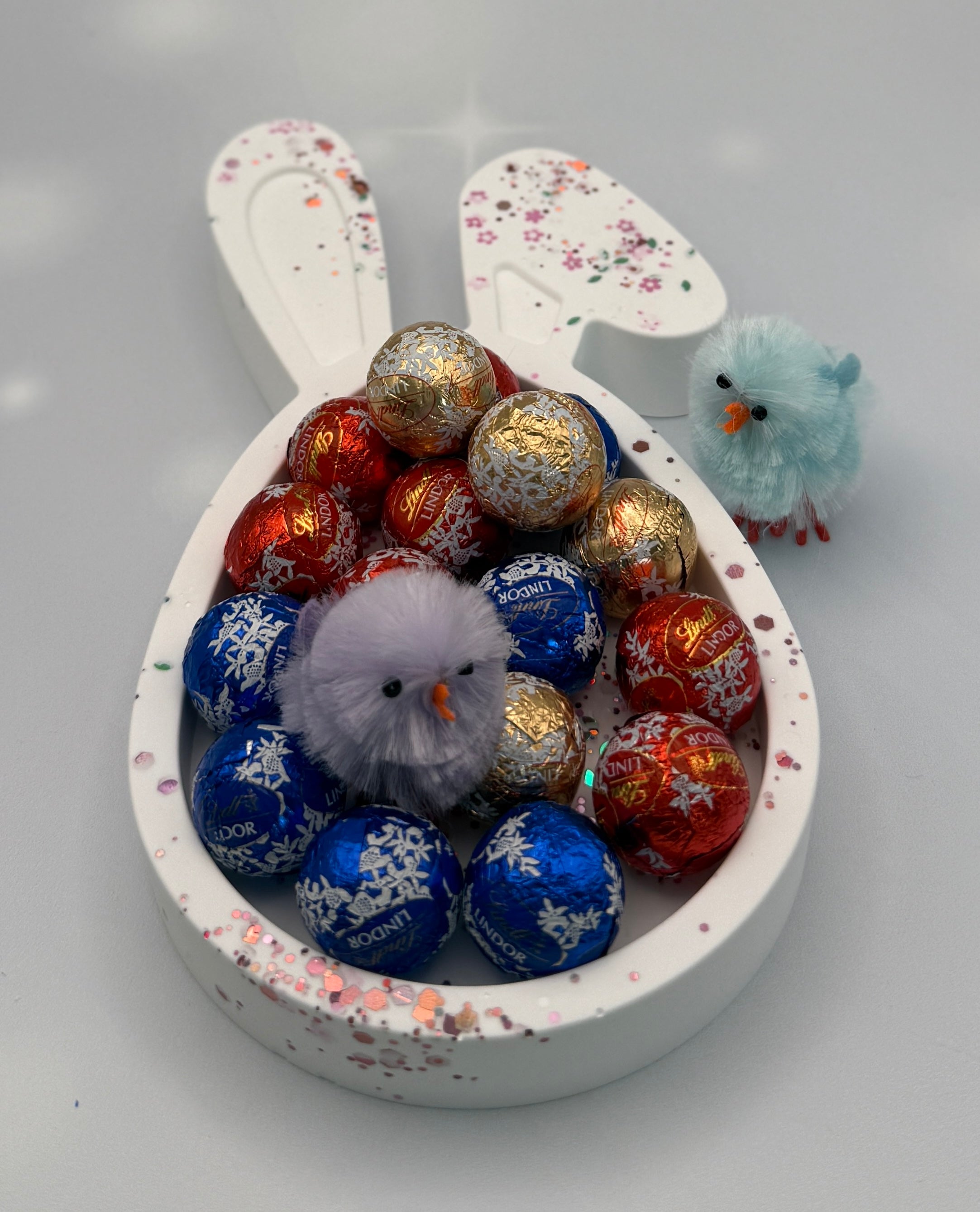 Handmade Eco-Resin Easter Egg Bunny Dish
