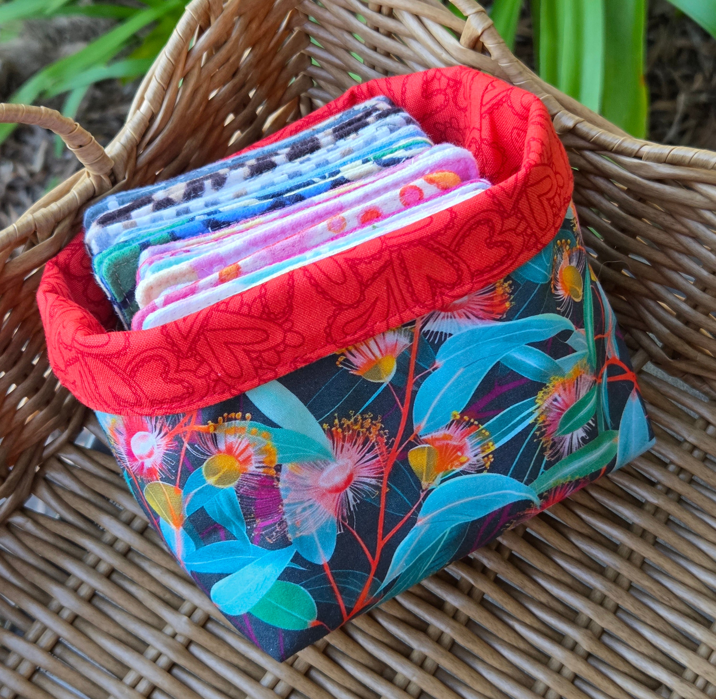 Reusable Makeup Wipes, packs of 10, plain colours