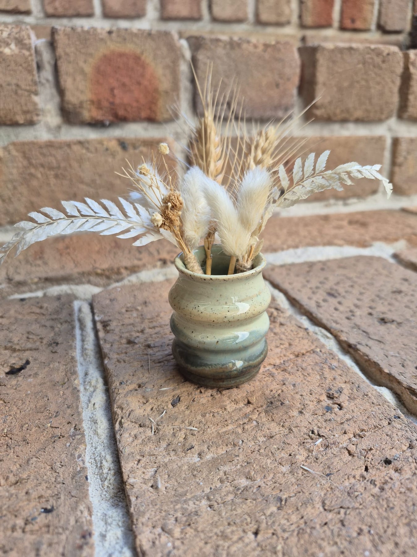 Curved Mini Vase