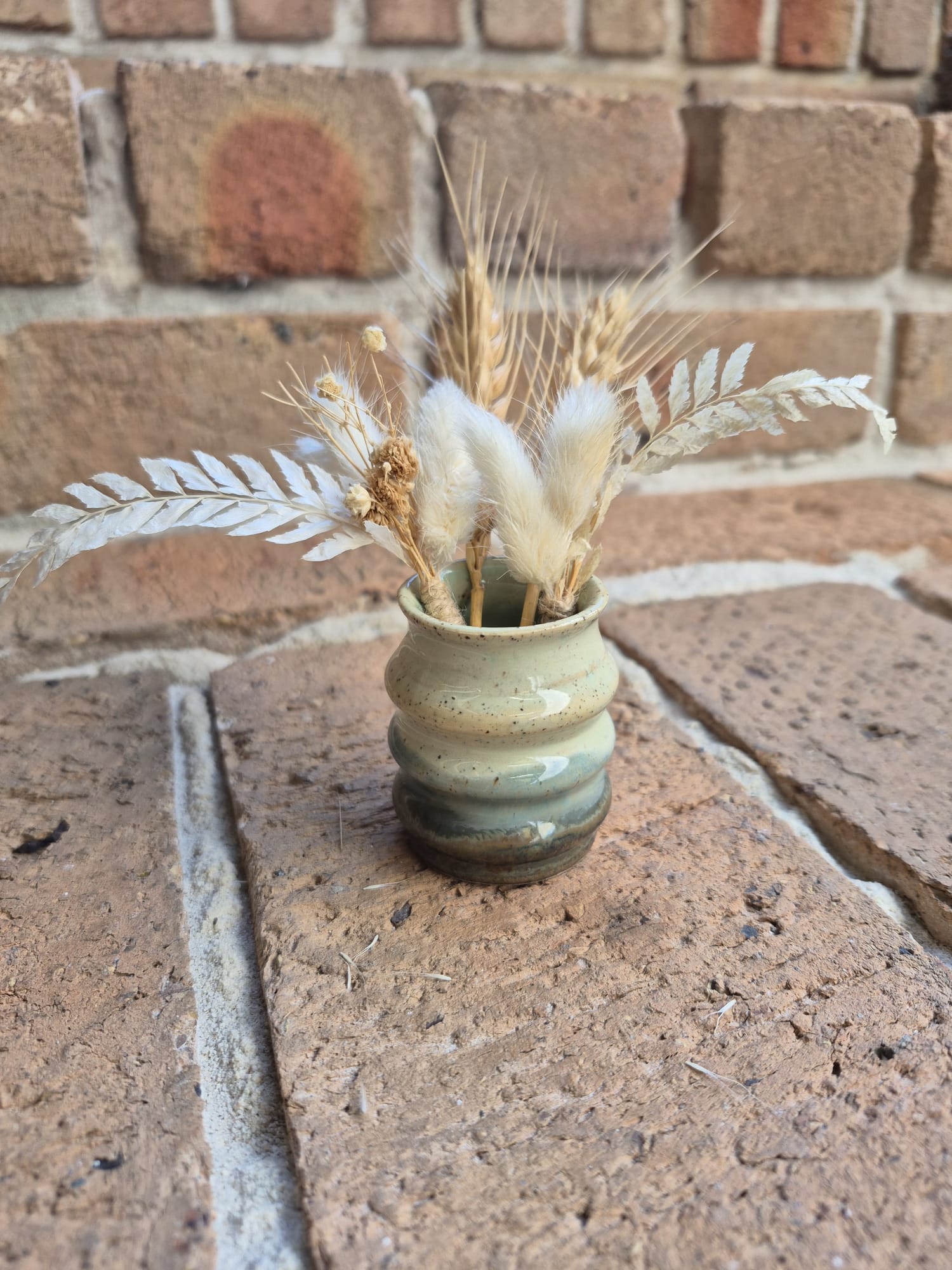 Curved Mini Vase