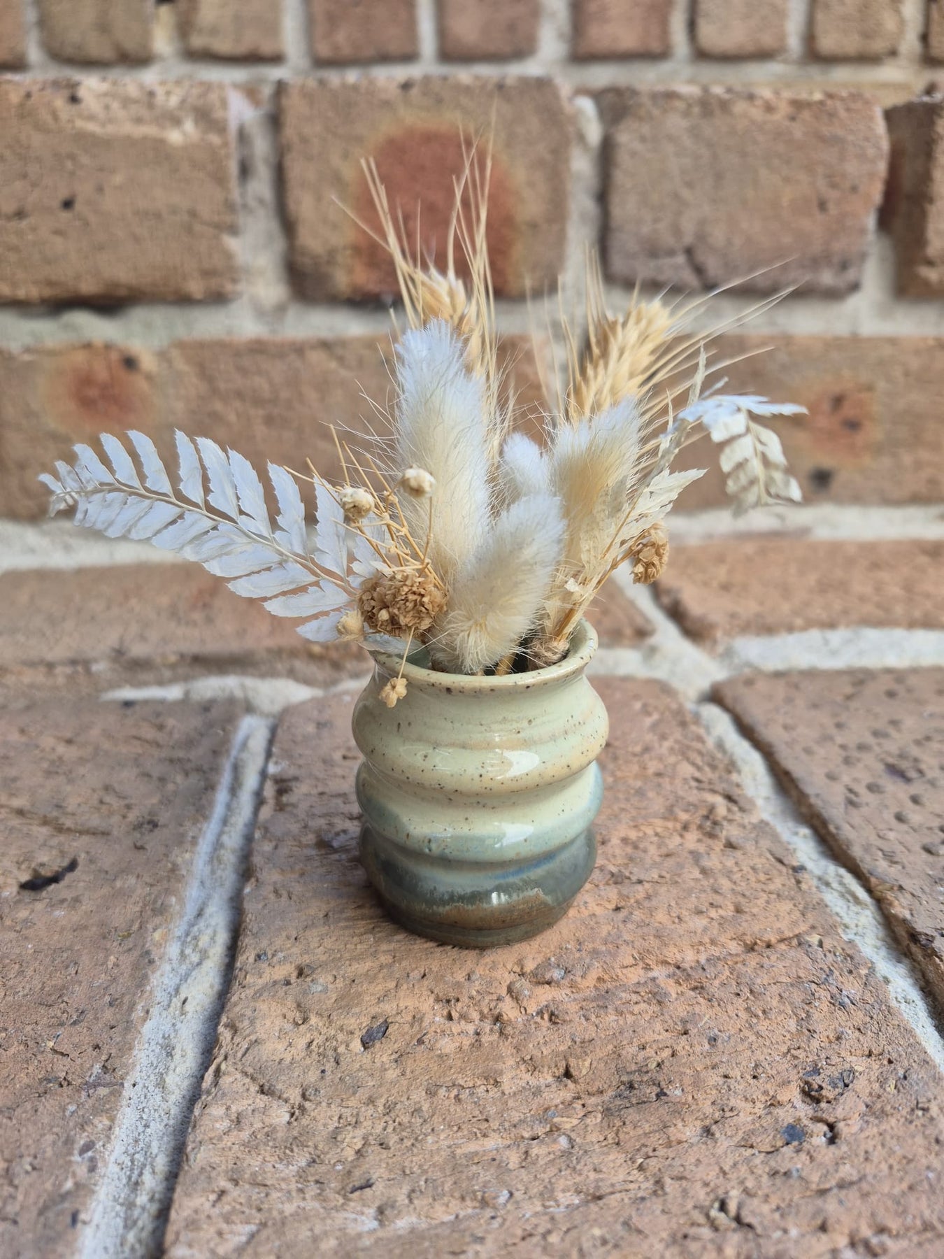 Curved Mini Vase