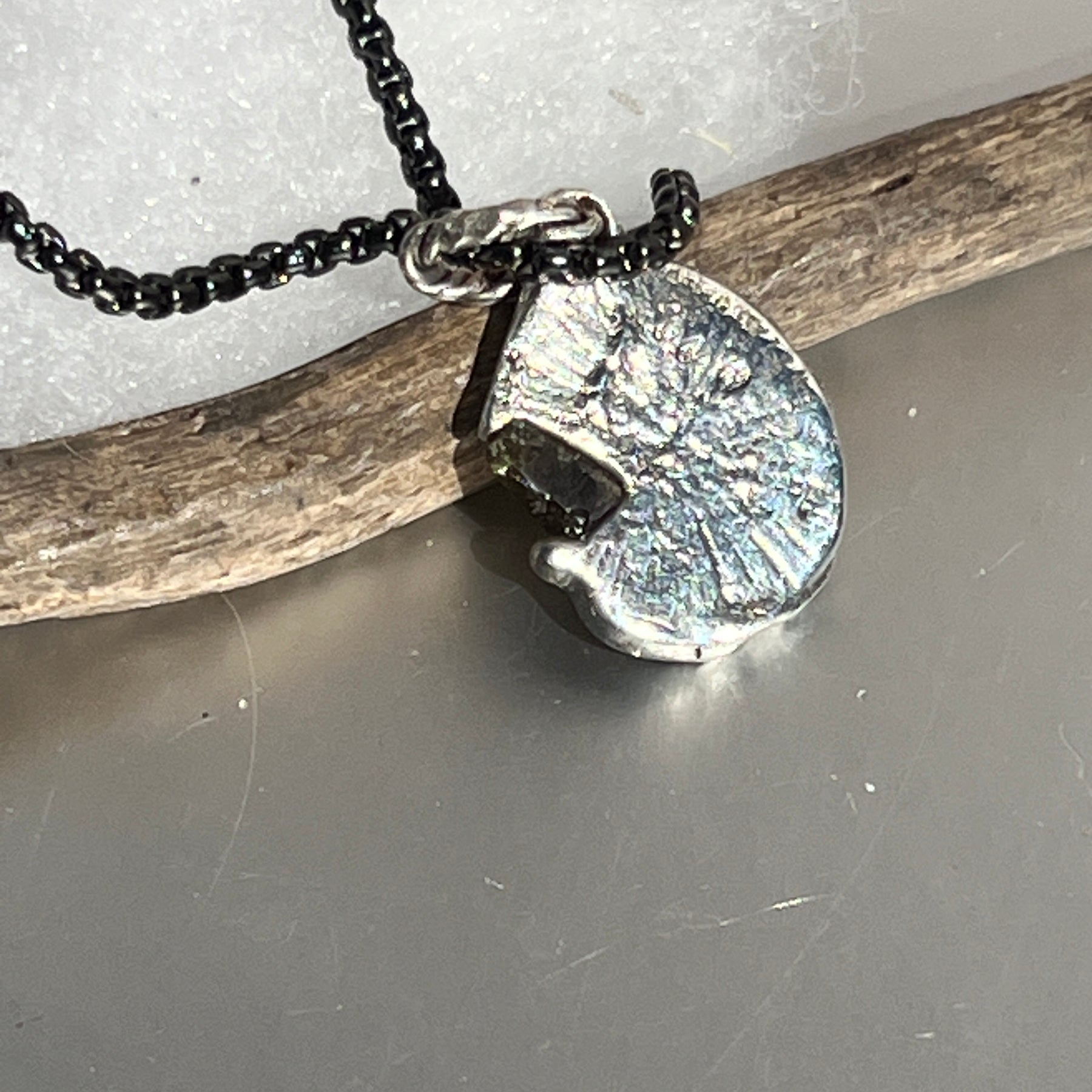 “Pussycat Flats” Pendant & Chain