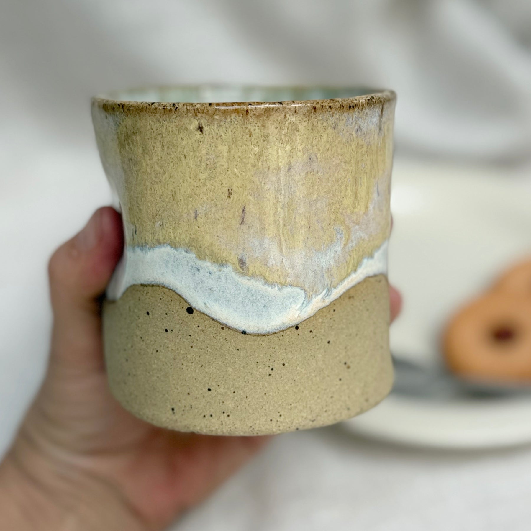 Thumbler ceramic mugs 350ml