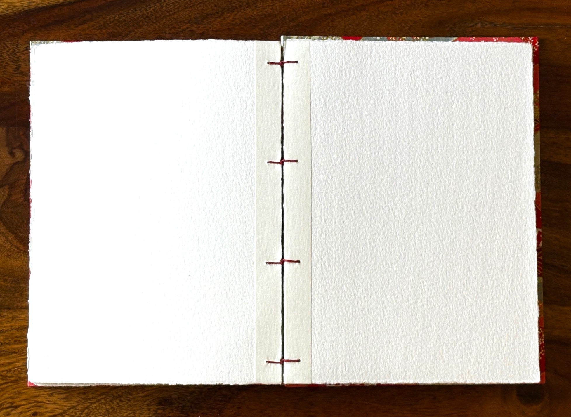 Handmade Lay Flat Watercolour Sketchbook: Cold Press Art Journal