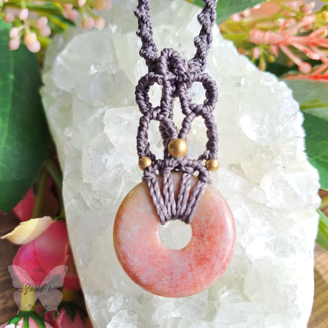 Moss Agate Micro Macramé Necklace