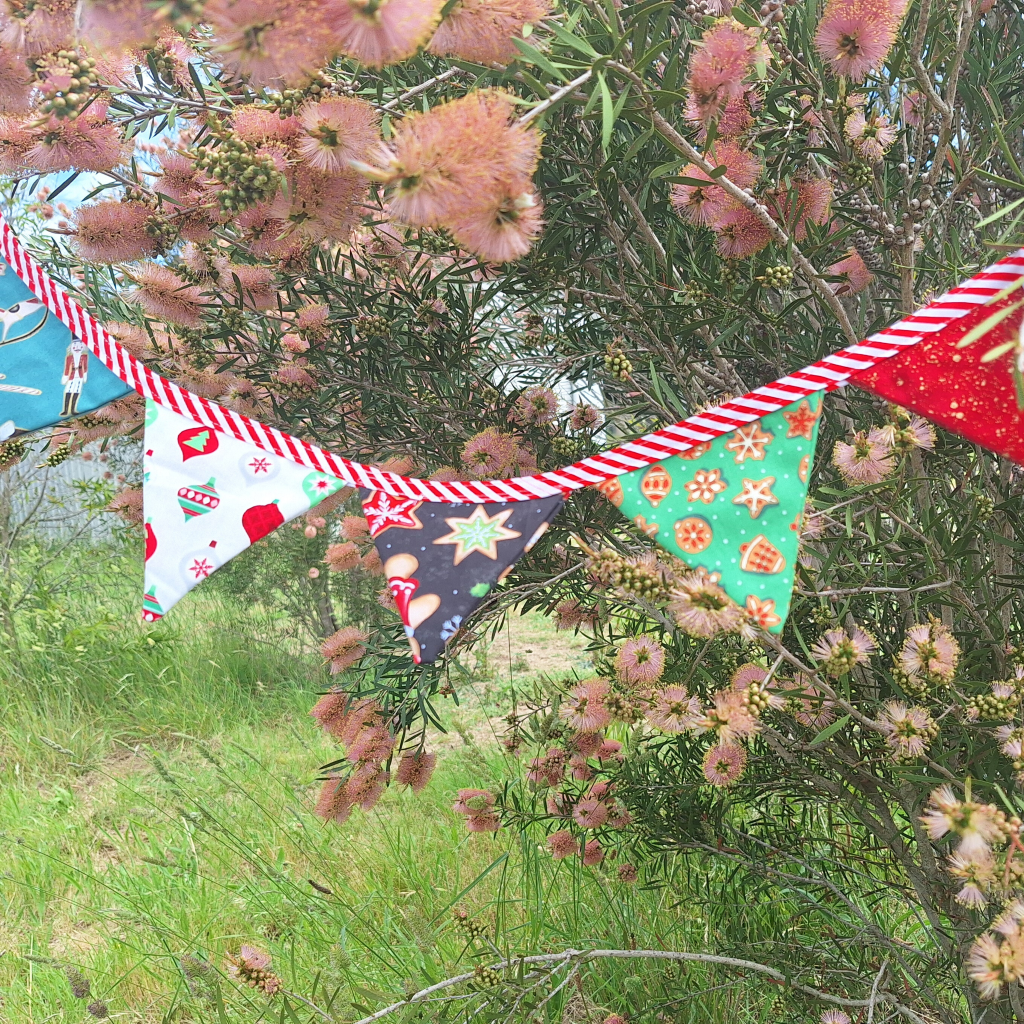 Handmade Christmas Bunting: Surprise Mix