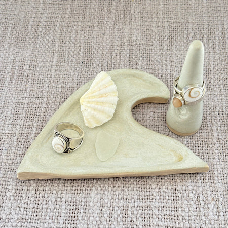 Wave trinket tray ~ Shell