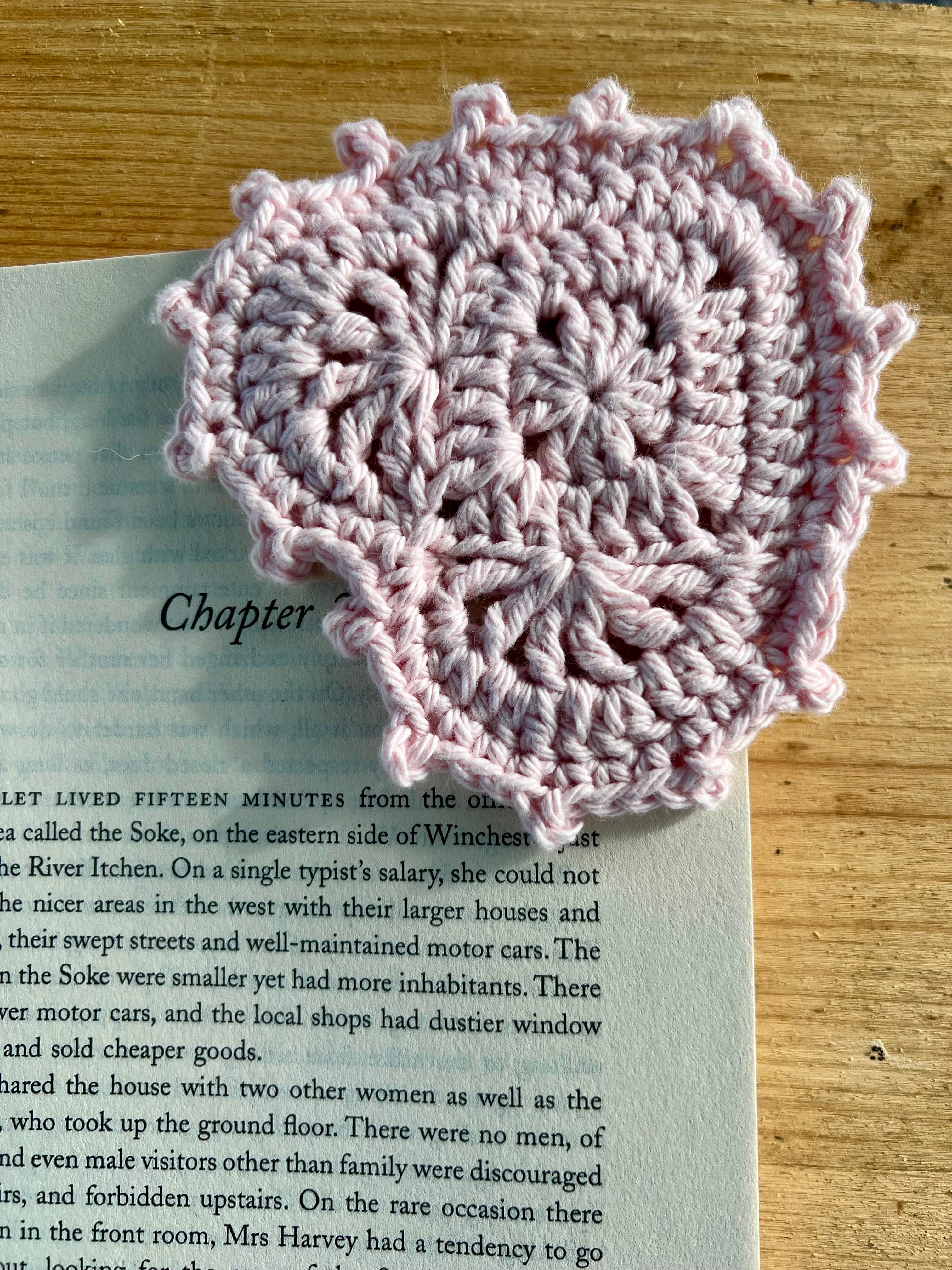 Crochet Heart Bookmark Set of 3 - Book Lover Gift - Heart Bookmark - Teacher Gift