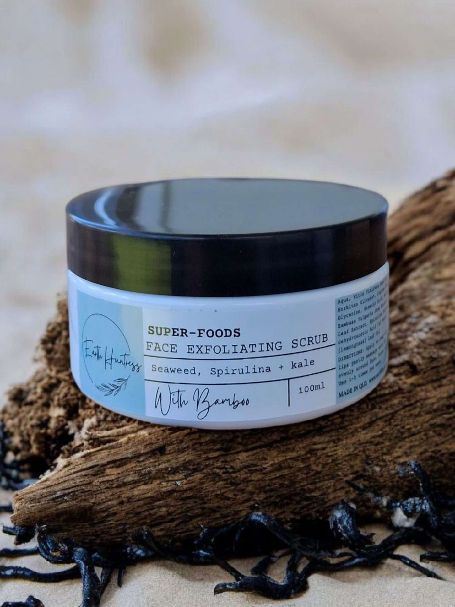 SuperFood face scrub. Seaweed + Spirulina with kale & Bamboo.