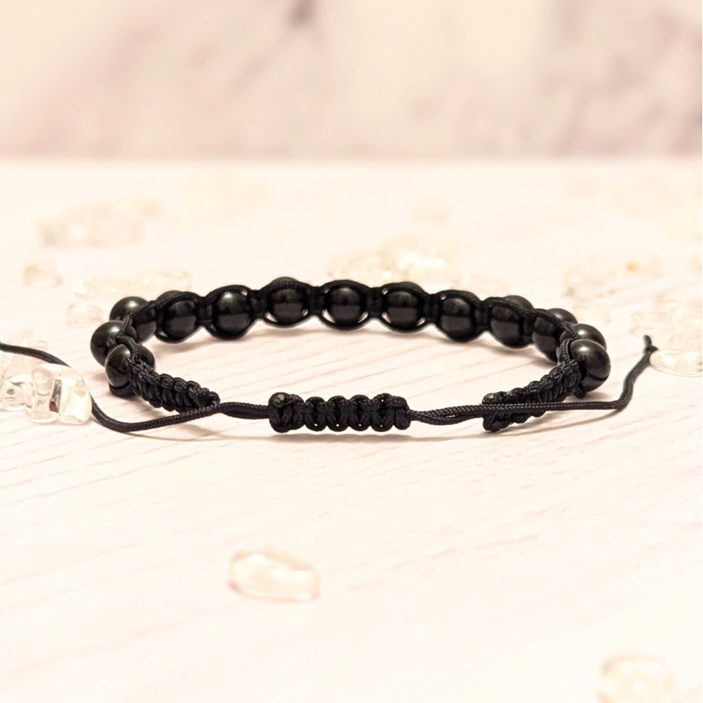 Womans black obsidian bracelet - Modern November birthstone - Shamballa style - adjustable