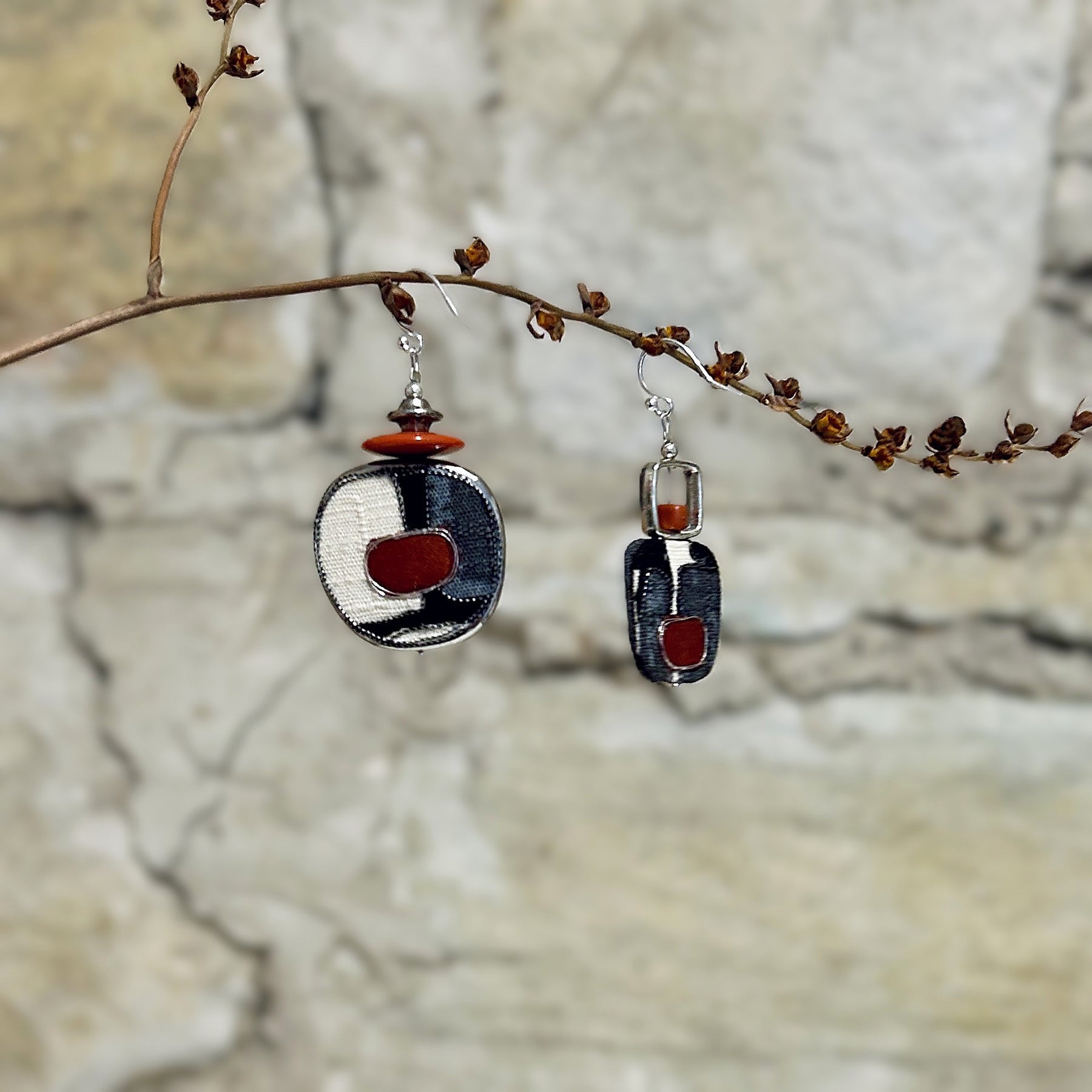 Earrings Asymmetrical Charcoal Rust Black Beige Silver - EE-193