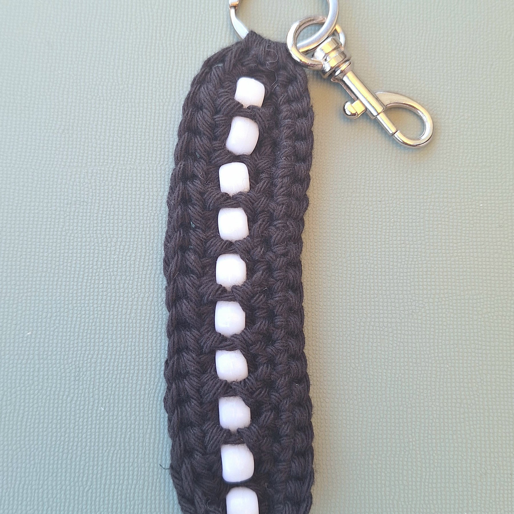 Beaded Crochet Keychain – Handmade, Lightweight & Sensory Friendly