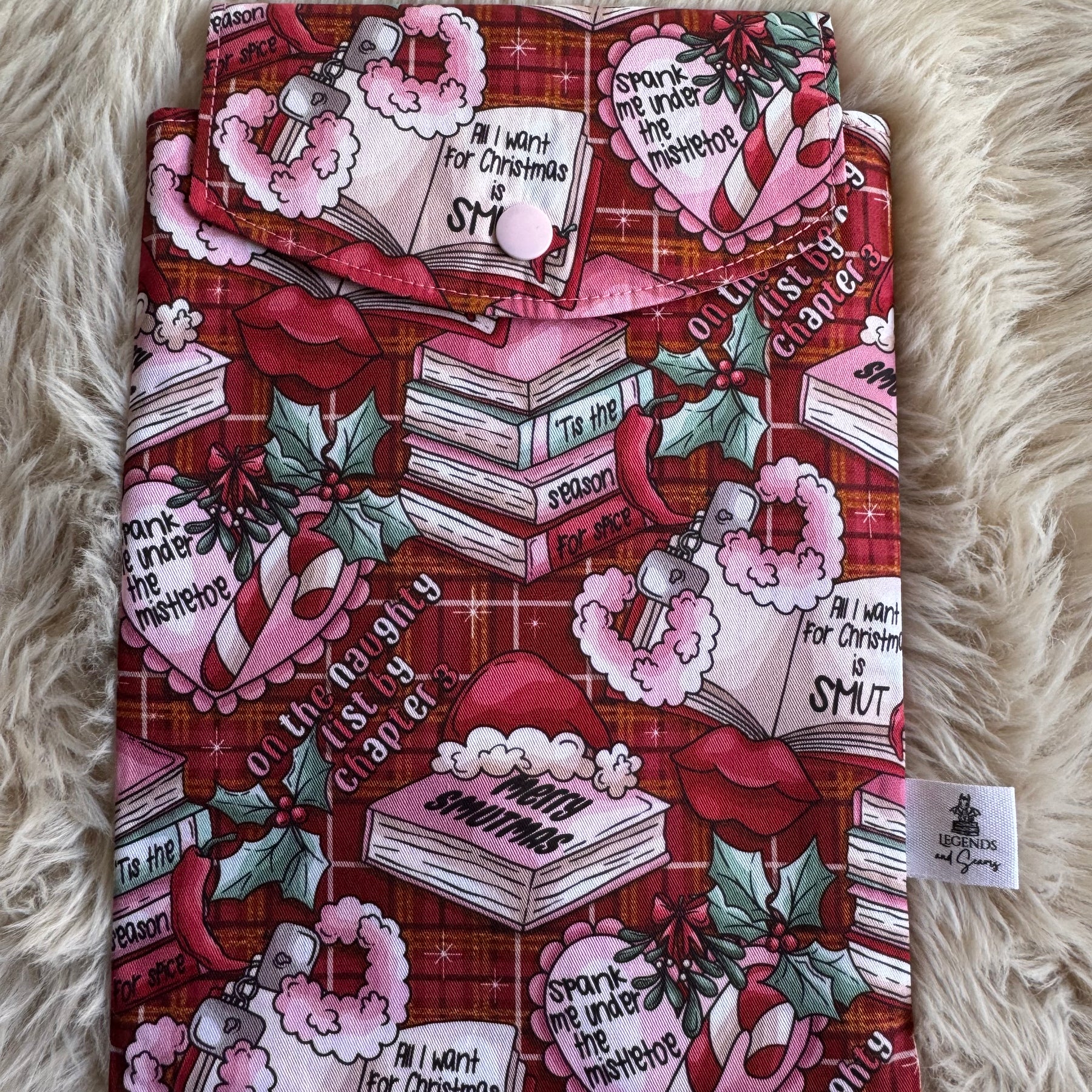 Smutmas eReader/Book Sleeves