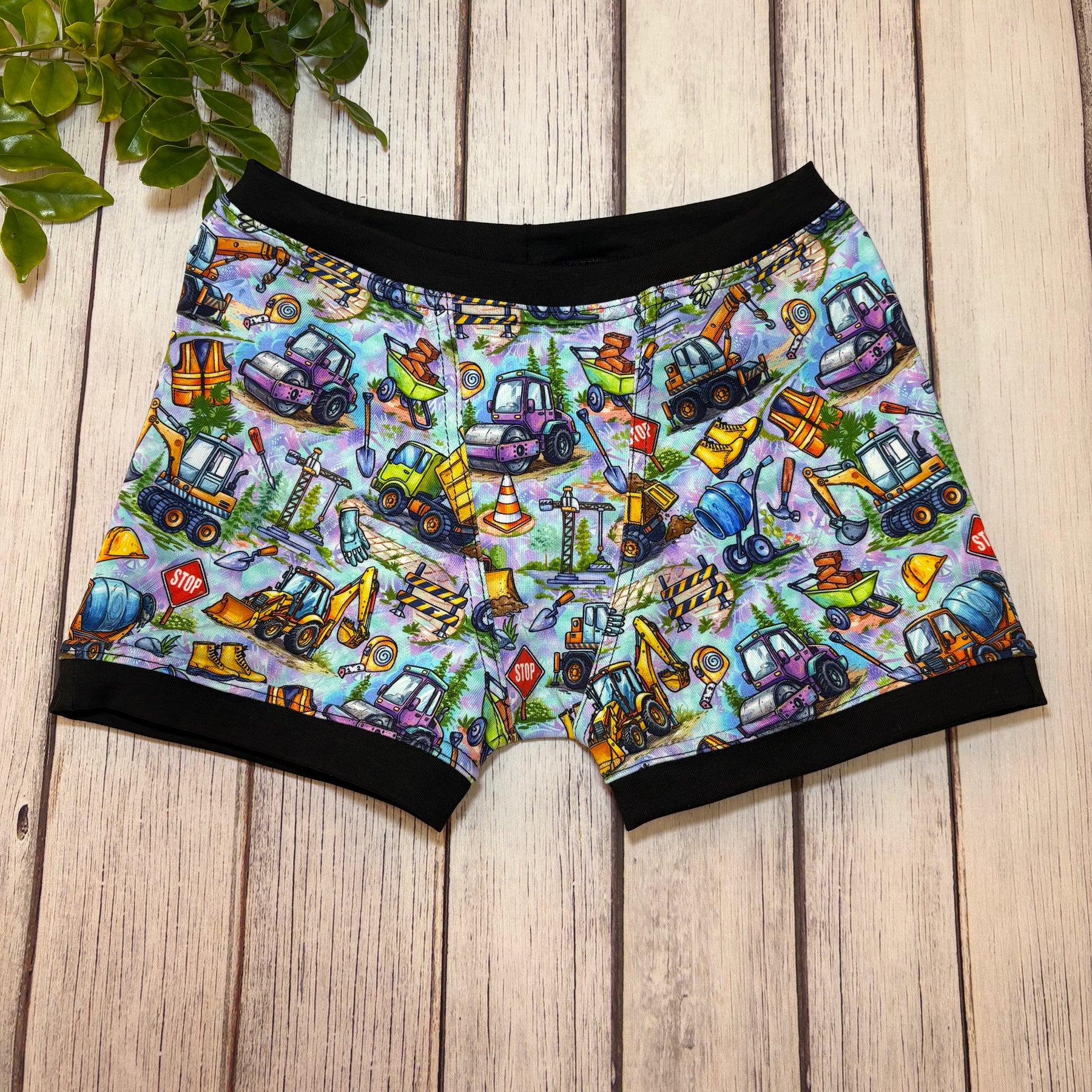 Kid's Size 6 Underwear (Briefs & Boxers)