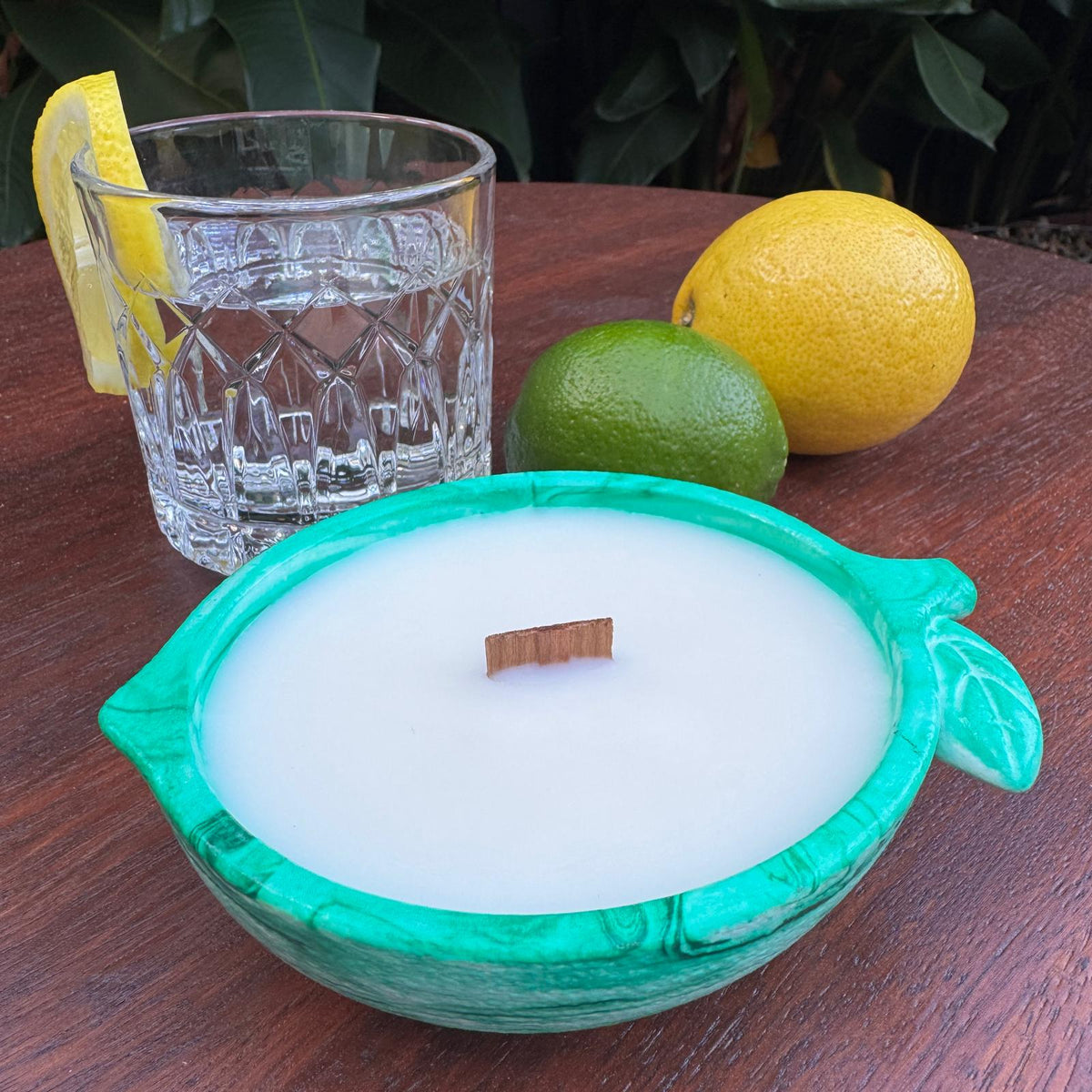 Concrete lime bowl candle with lime fragrance