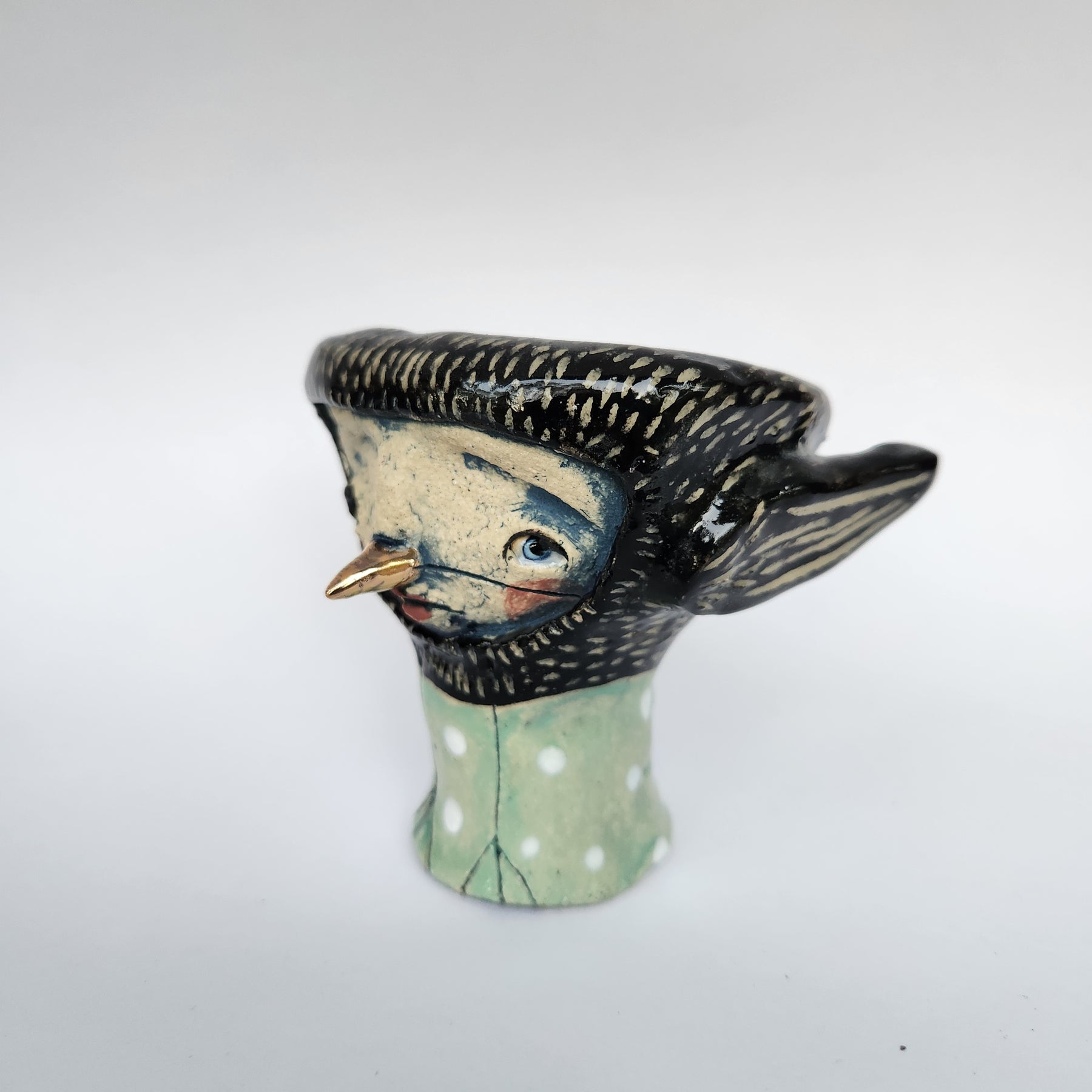 Little bird, treasure keeper, clay