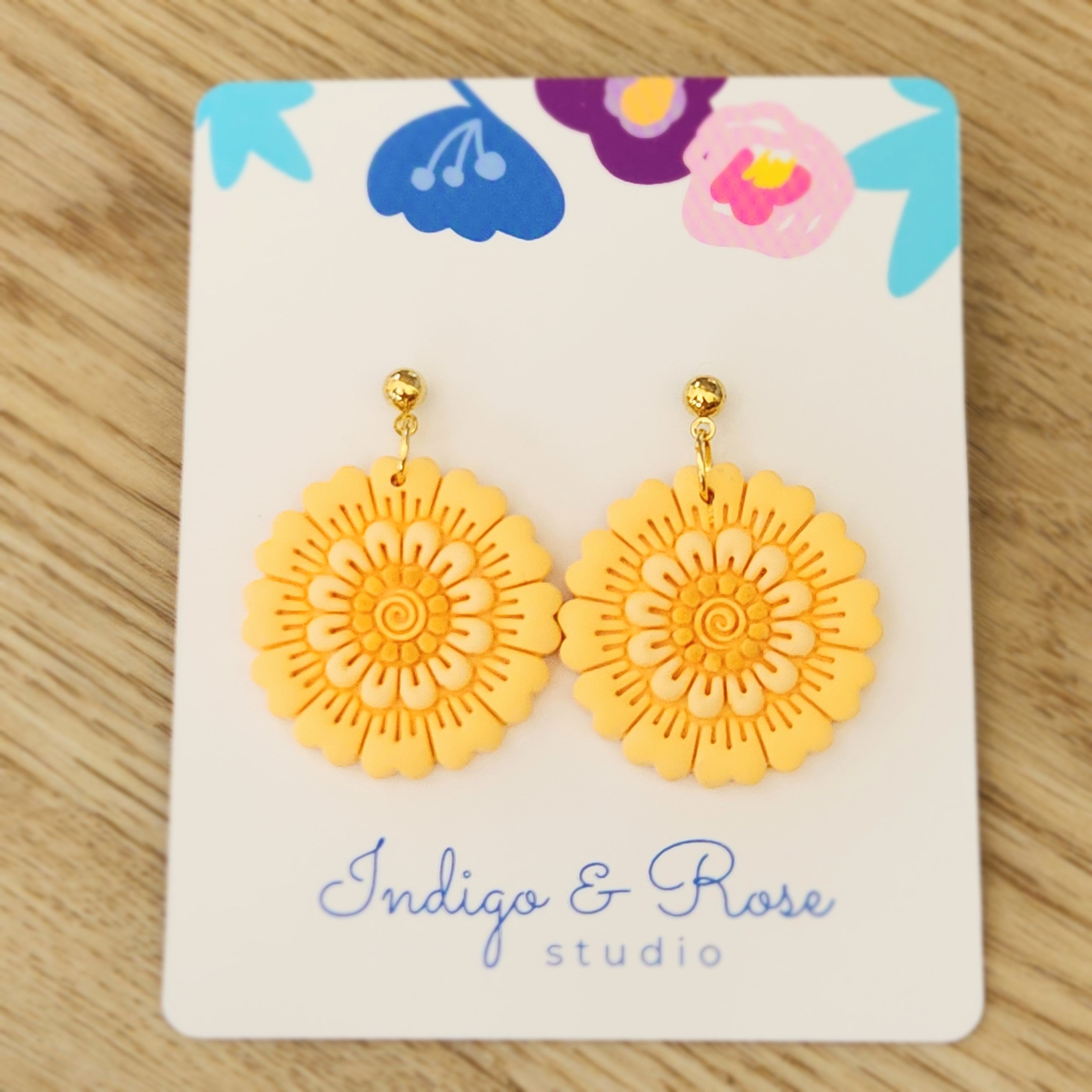 Kiki Dangle (various colours)