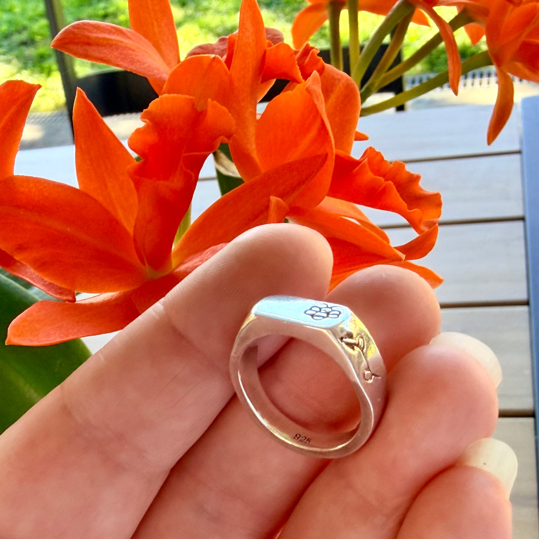 Bee The Flower Sterling Silver Signet Ring